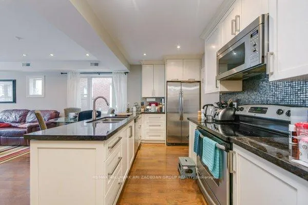 Photo 12 of Unit B, 25 Preston Place, Toronto, Lawrence Park North — HOMEH