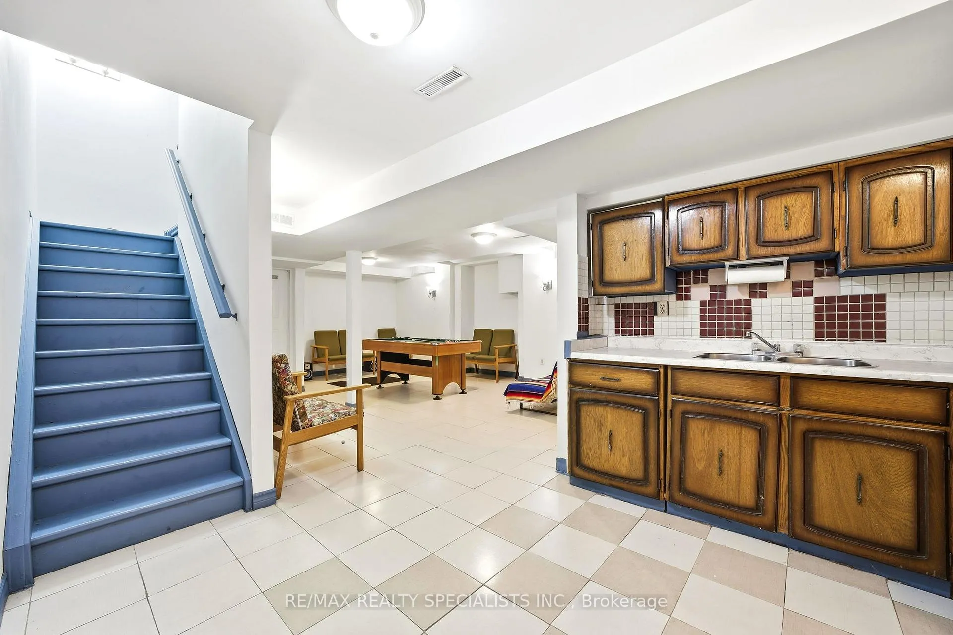Photo 17 of 198 Vodden Street W, Brampton, Brampton West — HOMEH