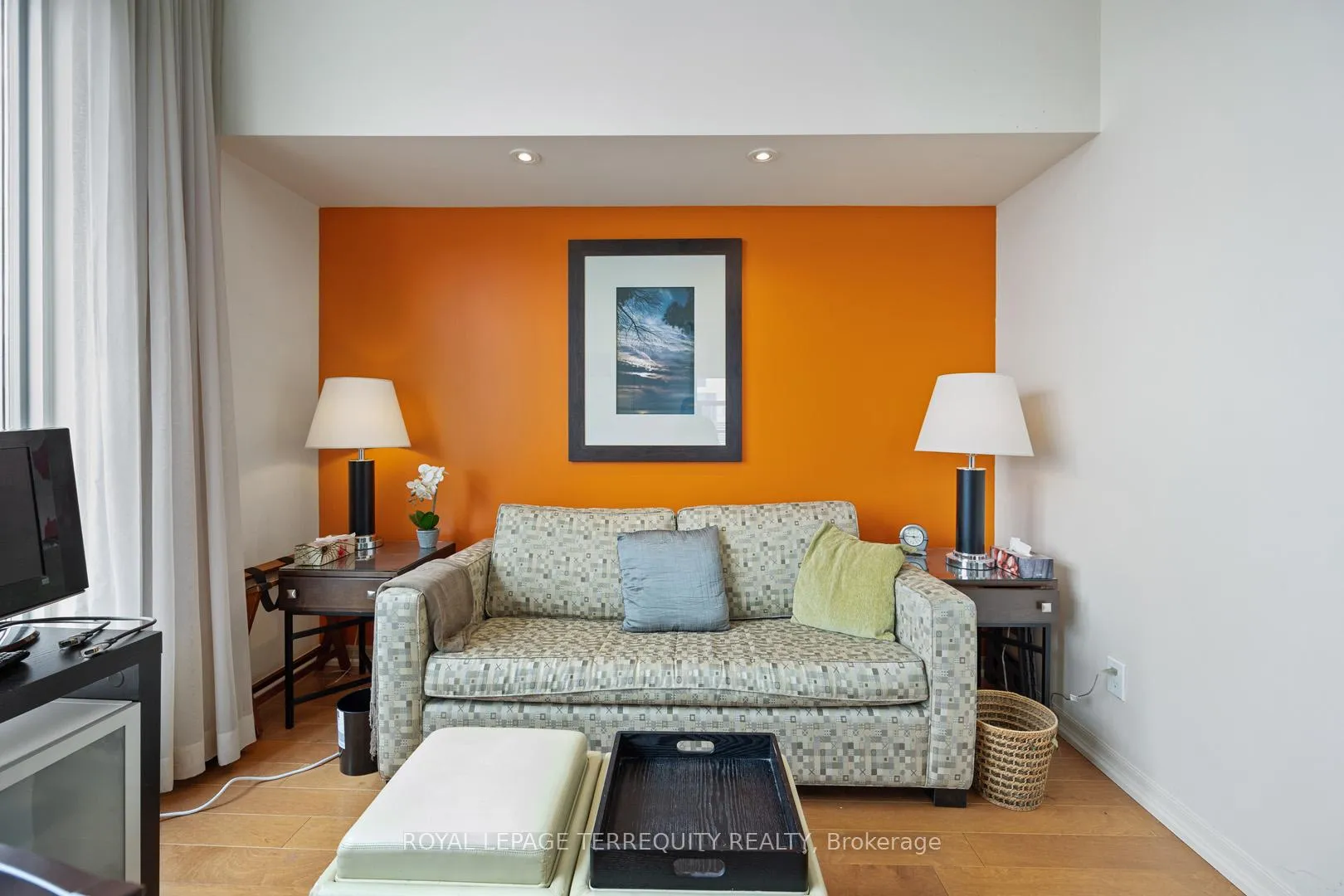 Photo 5 of Unit 3104, 1 King Street W, Toronto, Bay Street Corridor — HOMEH
