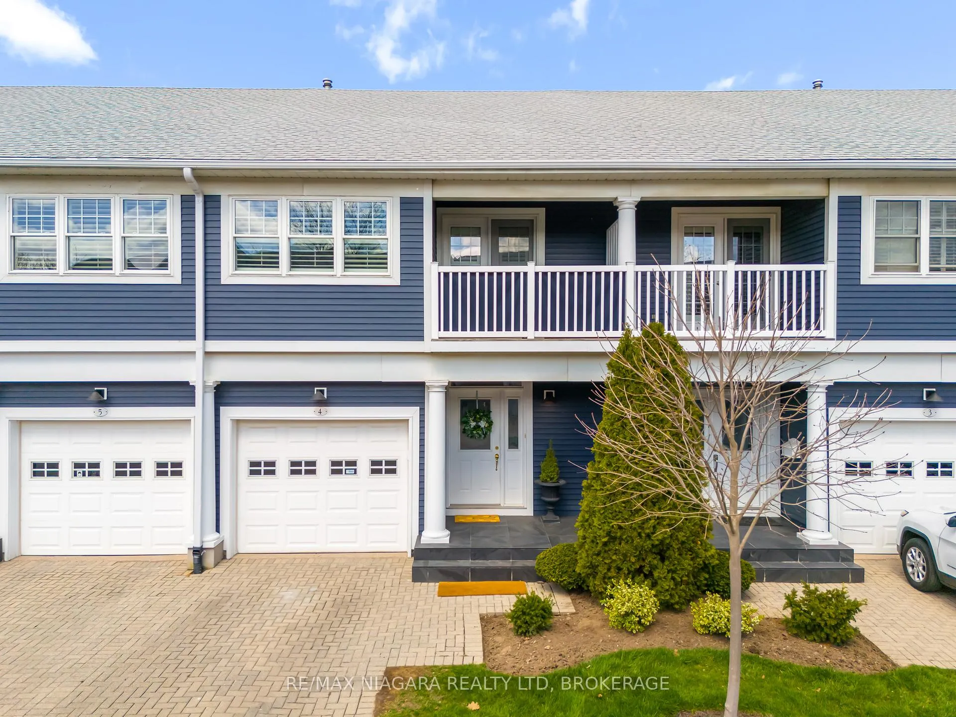 Front of Unit 4, 88 Lakeport Road