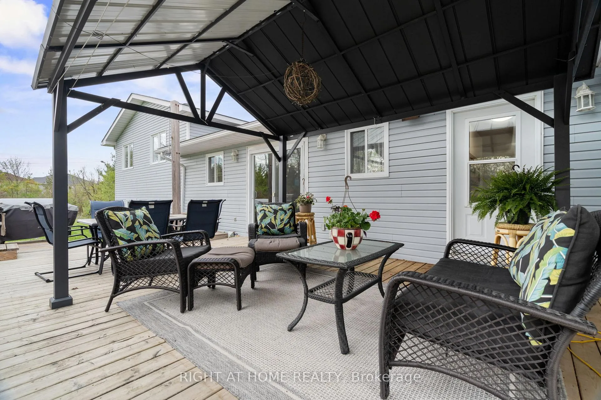 Photo 27 of 7544 County Road 91, Clearview, Stayner — HOMEH