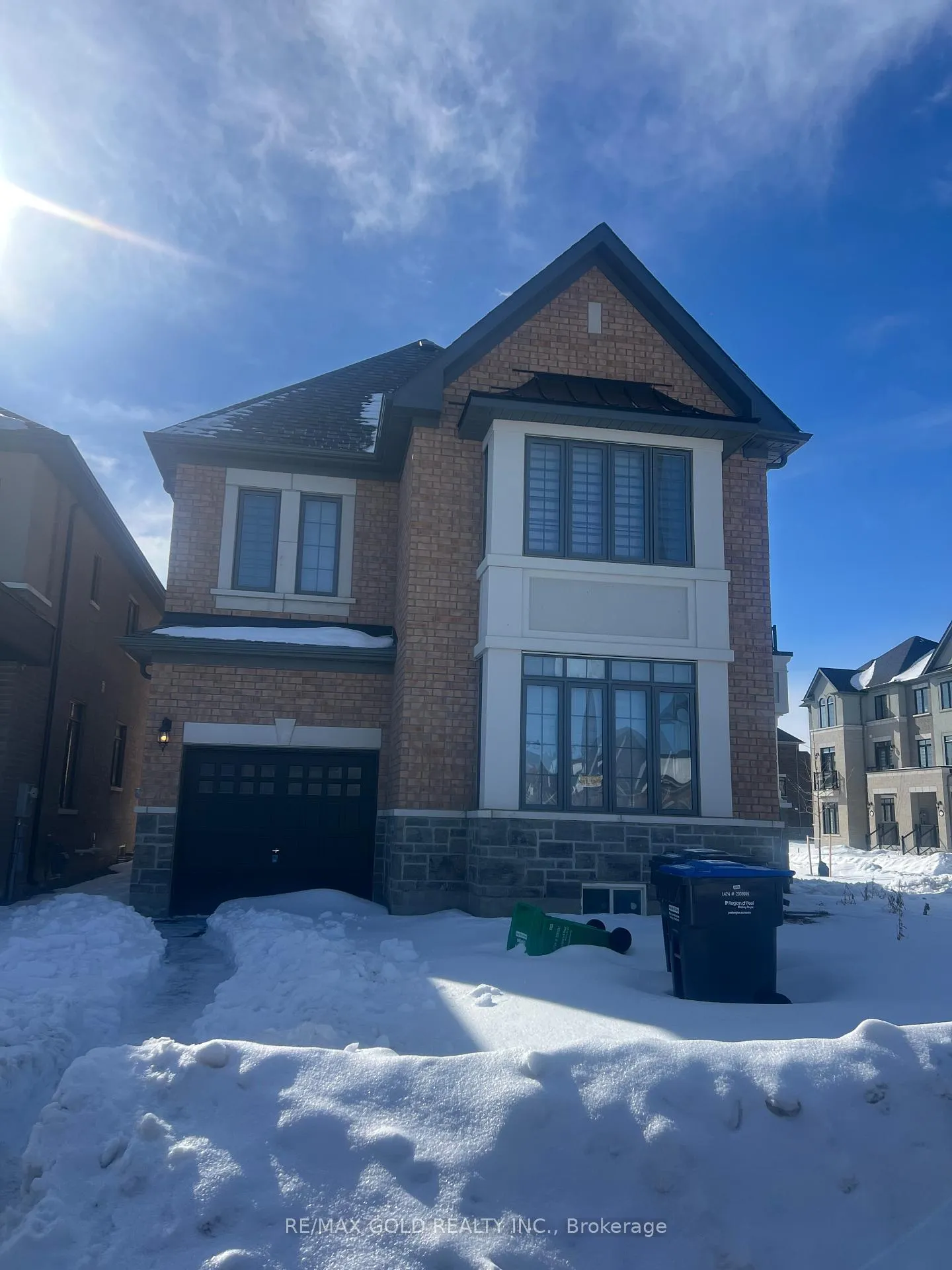 Photo 2 of 59 Grassbank Road, Brampton, Sandringham-Wellington North — HOMEH