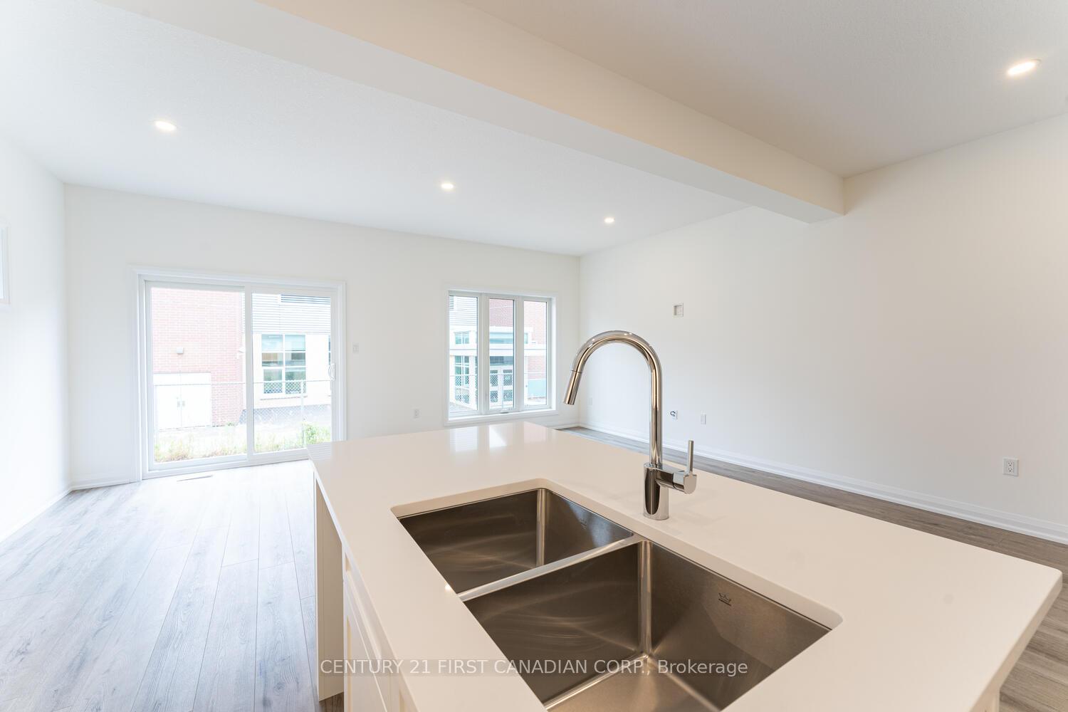 Photo 7 of Unit 7, 17 Nicholson Street, Lucan Biddulph, Lucan — HOMEH