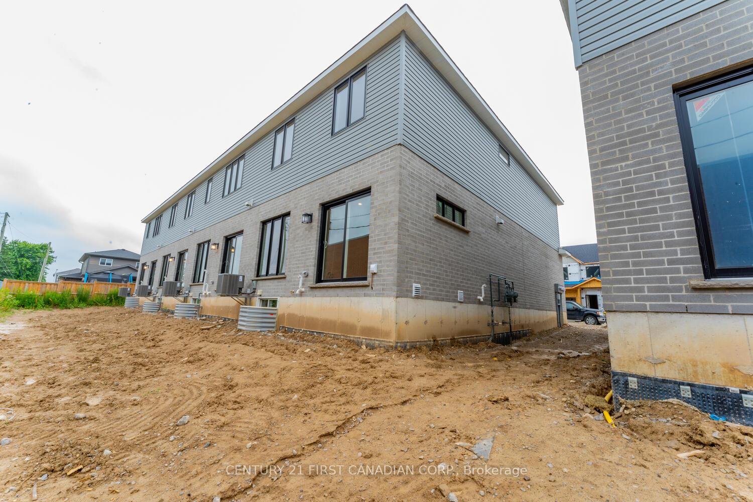 Photo 29 of Unit 7, 17 Nicholson Street, Lucan Biddulph, Lucan — HOMEH