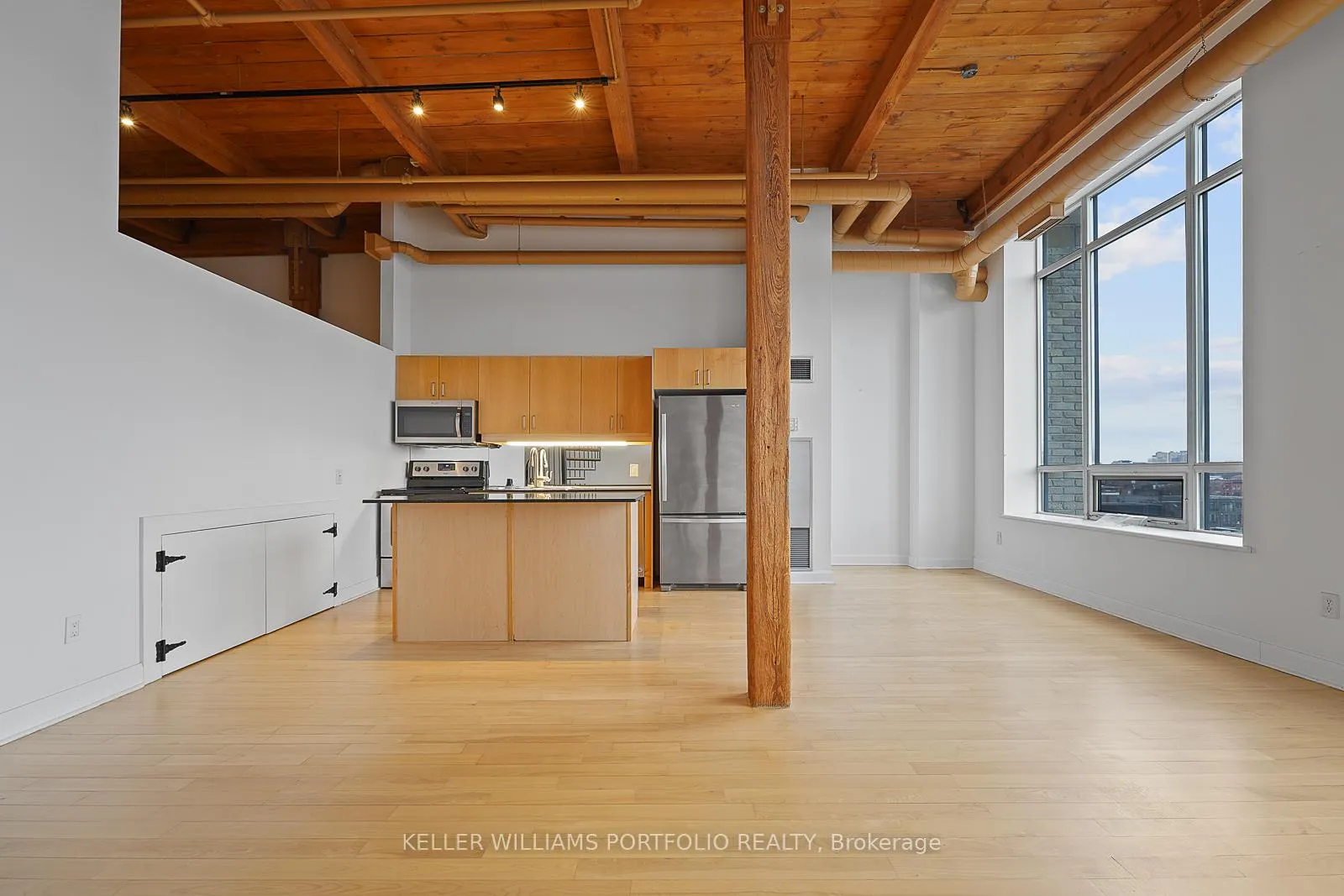 Photo 18 of Unit PH21, 993 Queen Street W, Toronto, Niagara — HOMEH