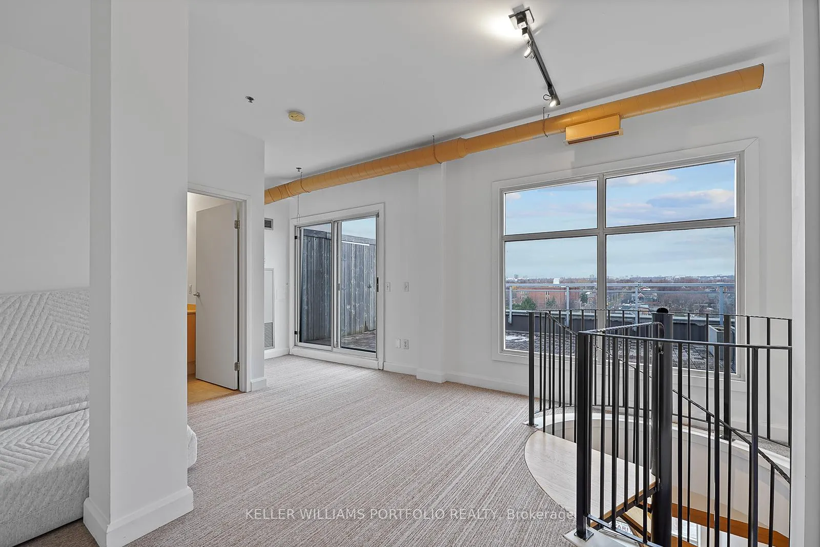 Photo 25 of Unit PH21, 993 Queen Street W, Toronto, Niagara — HOMEH