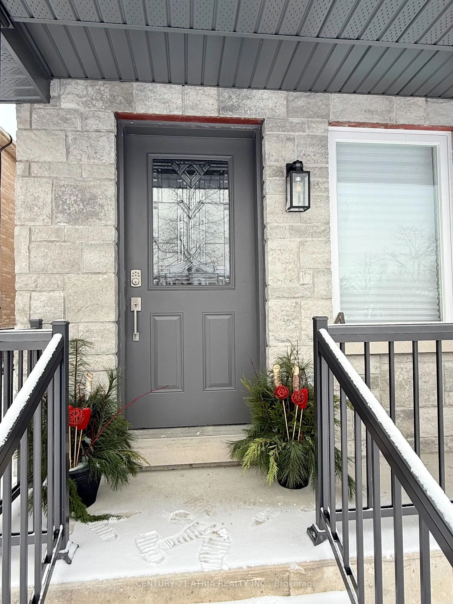 Photo 2 of 4 Nectarine Crescent, Brampton, Westgate — HOMEH