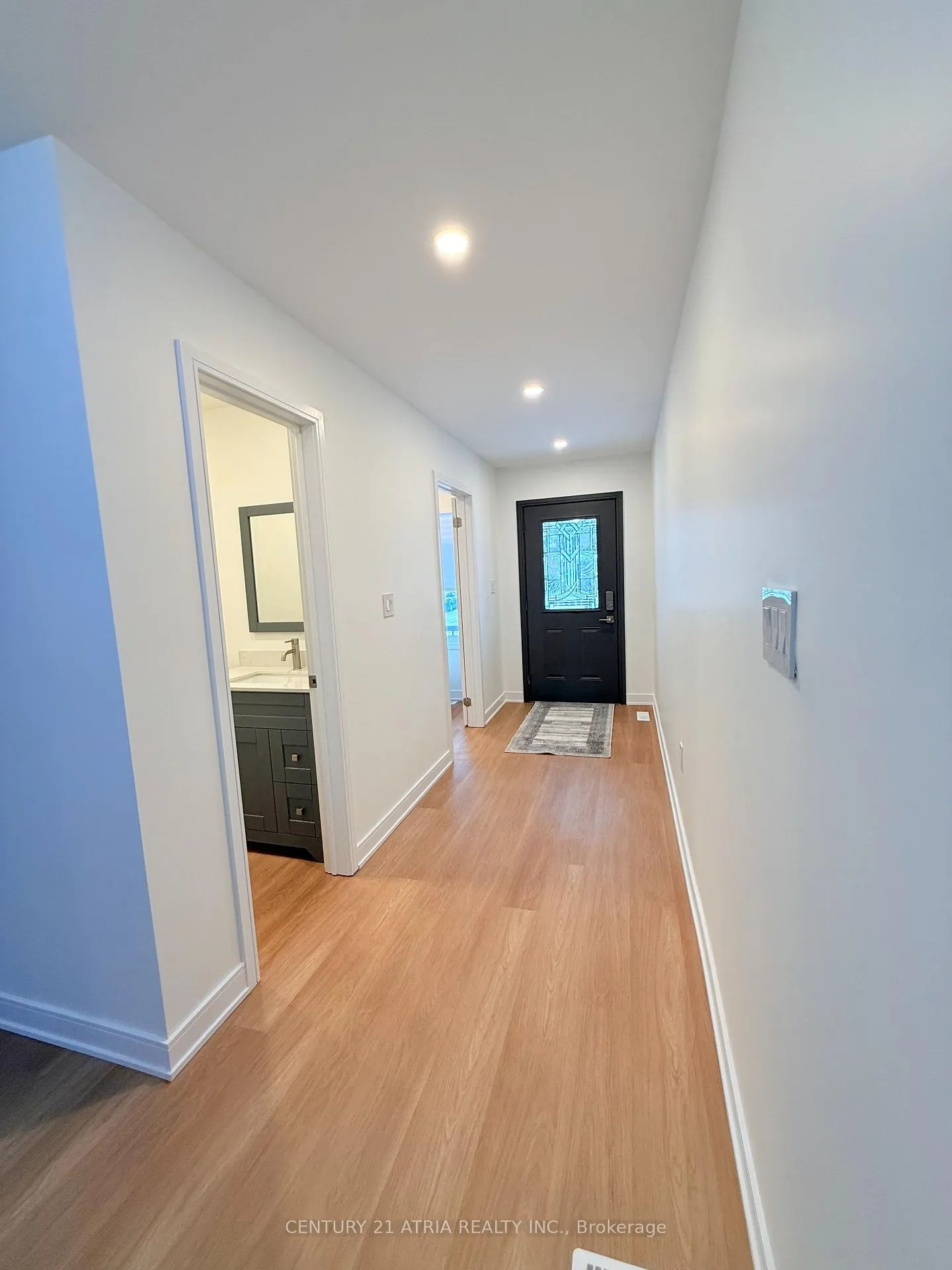 Photo 4 of 4 Nectarine Crescent, Brampton, Westgate — HOMEH