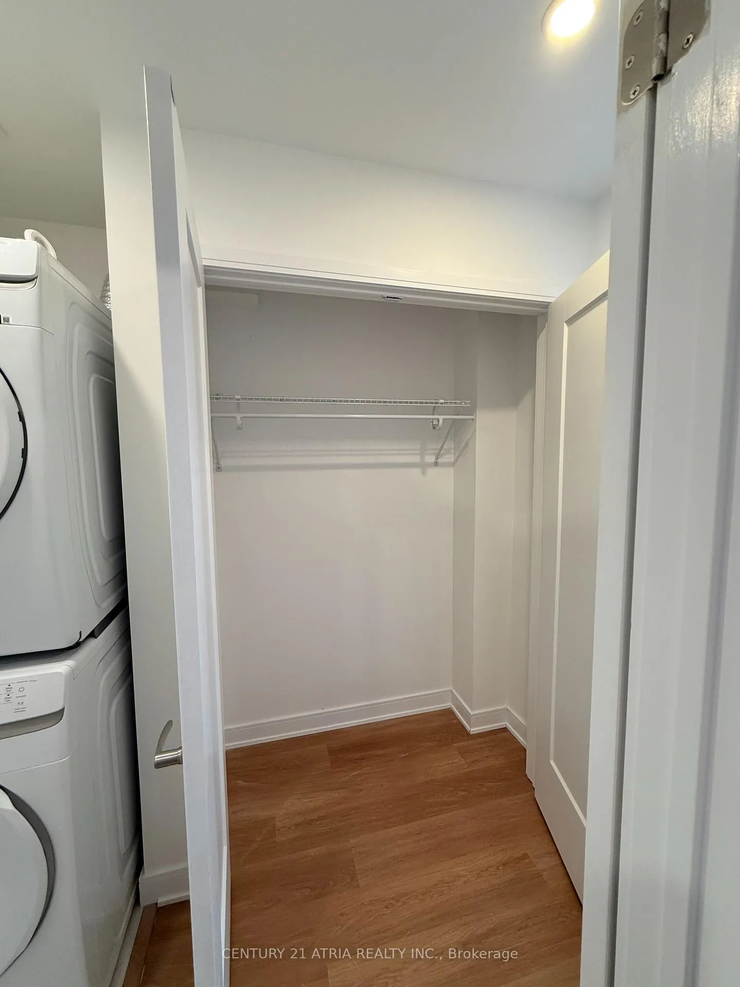 Photo 8 of 4 Nectarine Crescent, Brampton, Westgate — HOMEH