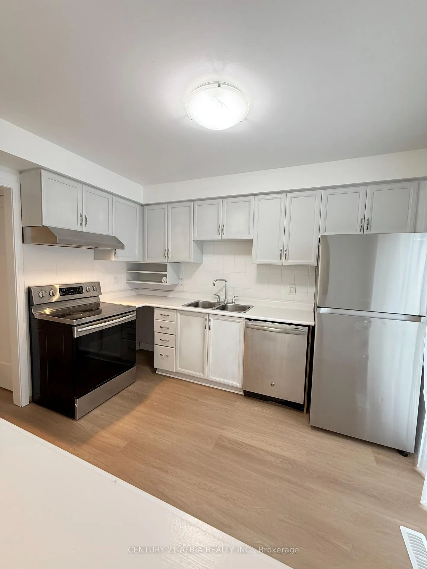 Photo 20 of 4 Nectarine Crescent, Brampton, Westgate — HOMEH