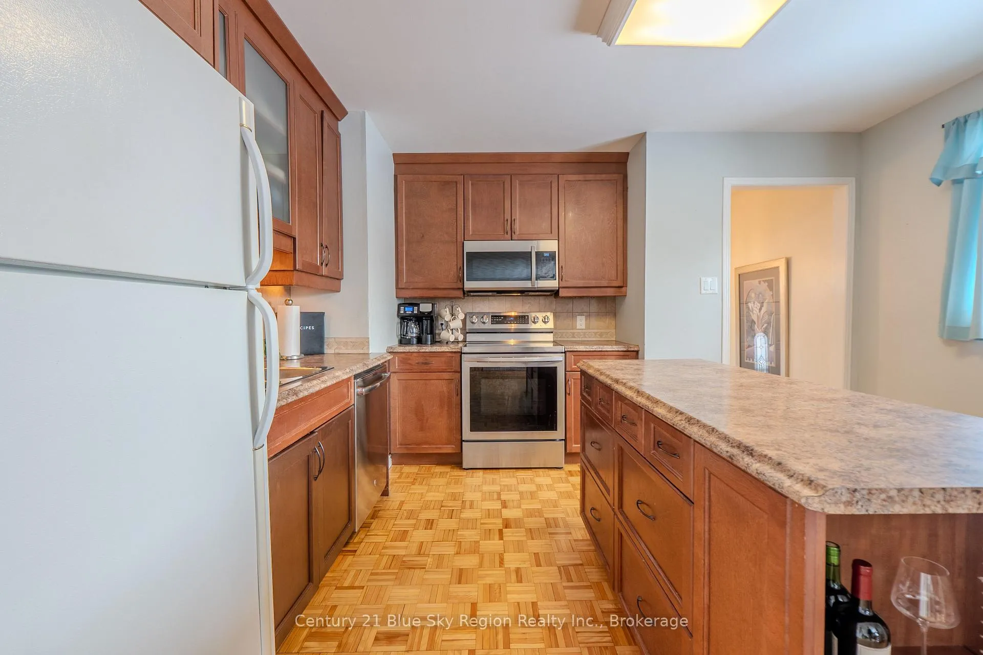 Photo 7 of 96 Strathcona Drive, North Bay, Ferris — HOMEH