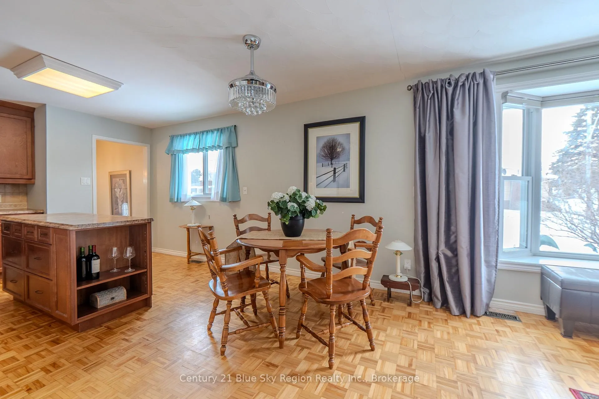 Photo 11 of 96 Strathcona Drive, North Bay, Ferris — HOMEH