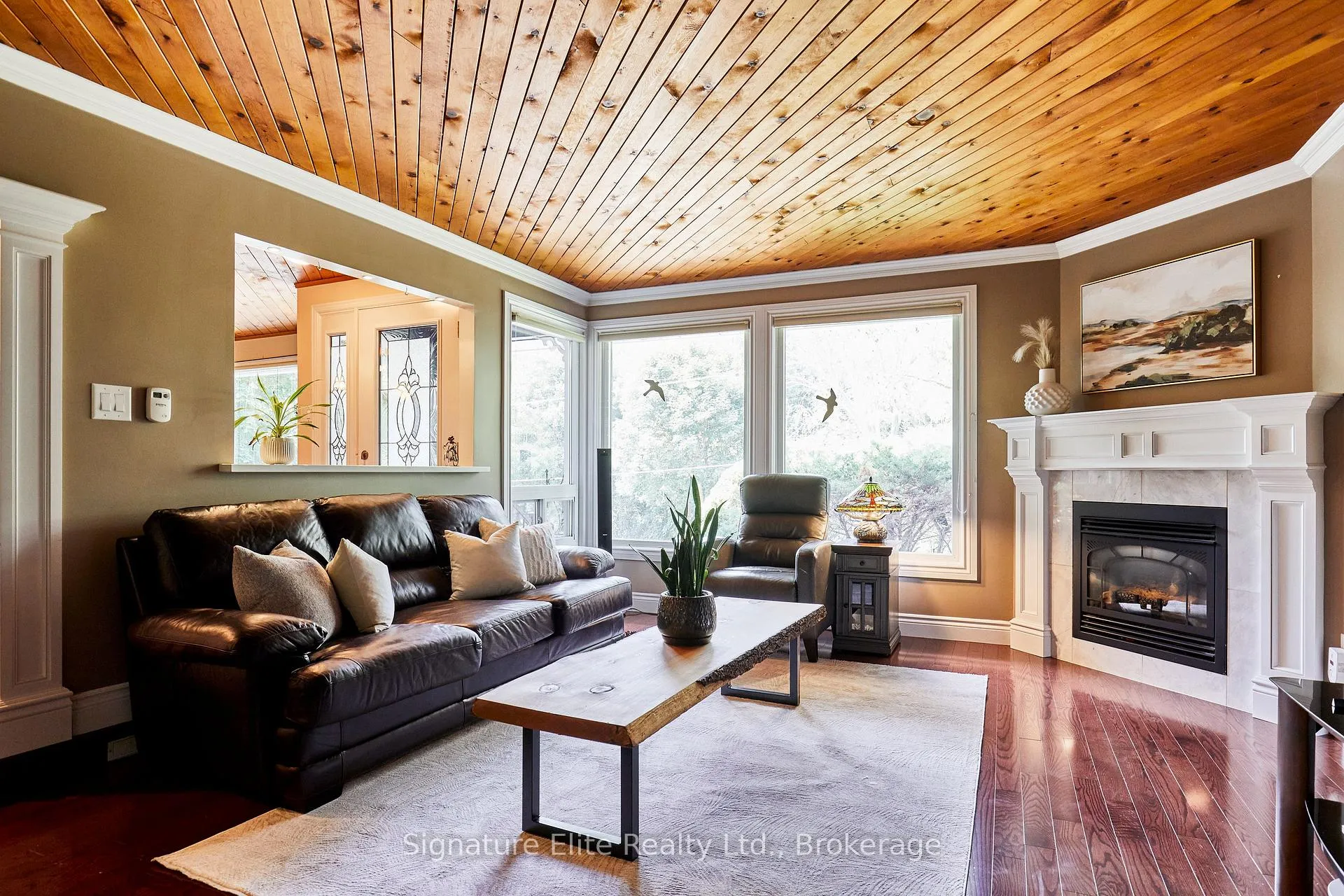 Photo 3 of 121 Meadow Crescent, Whitby, Blue Grass Meadows — HOMEH