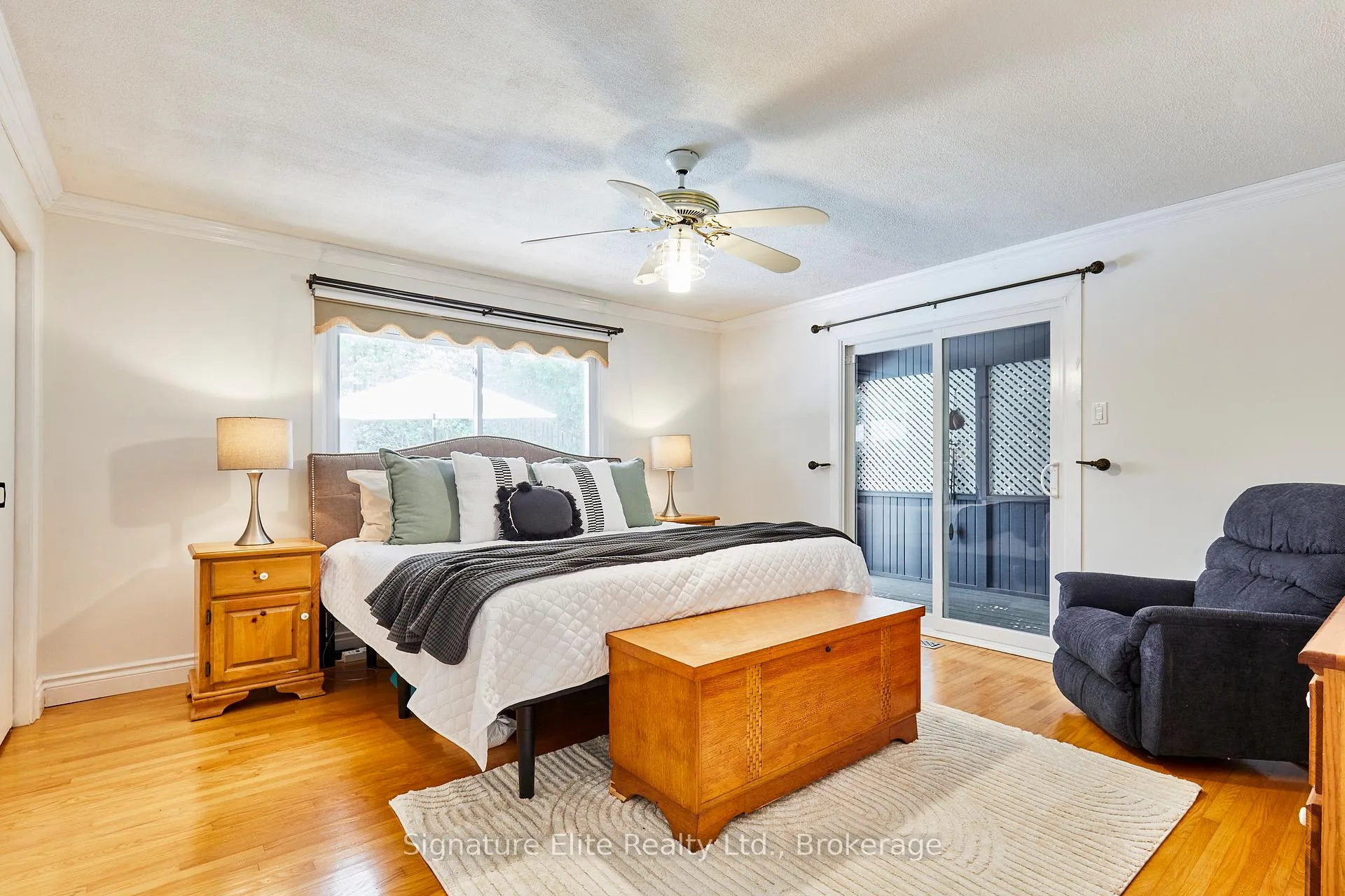 Photo 11 of 121 Meadow Crescent, Whitby, Blue Grass Meadows — HOMEH