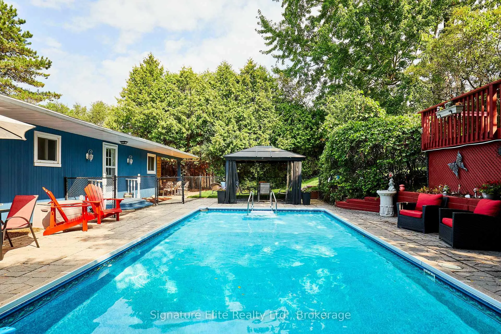 Photo 20 of 121 Meadow Crescent, Whitby, Blue Grass Meadows — HOMEH