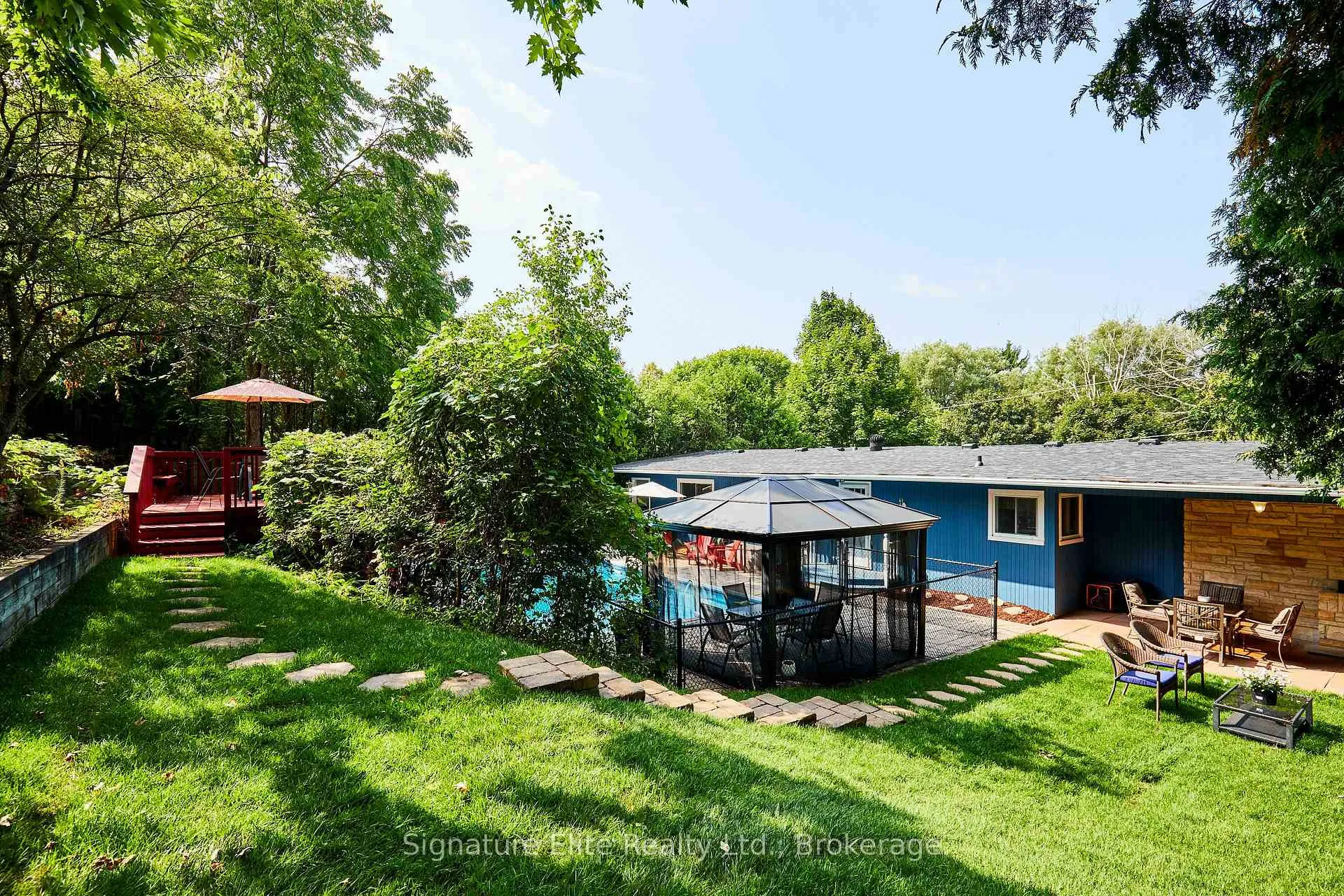 Photo 28 of 121 Meadow Crescent, Whitby, Blue Grass Meadows — HOMEH