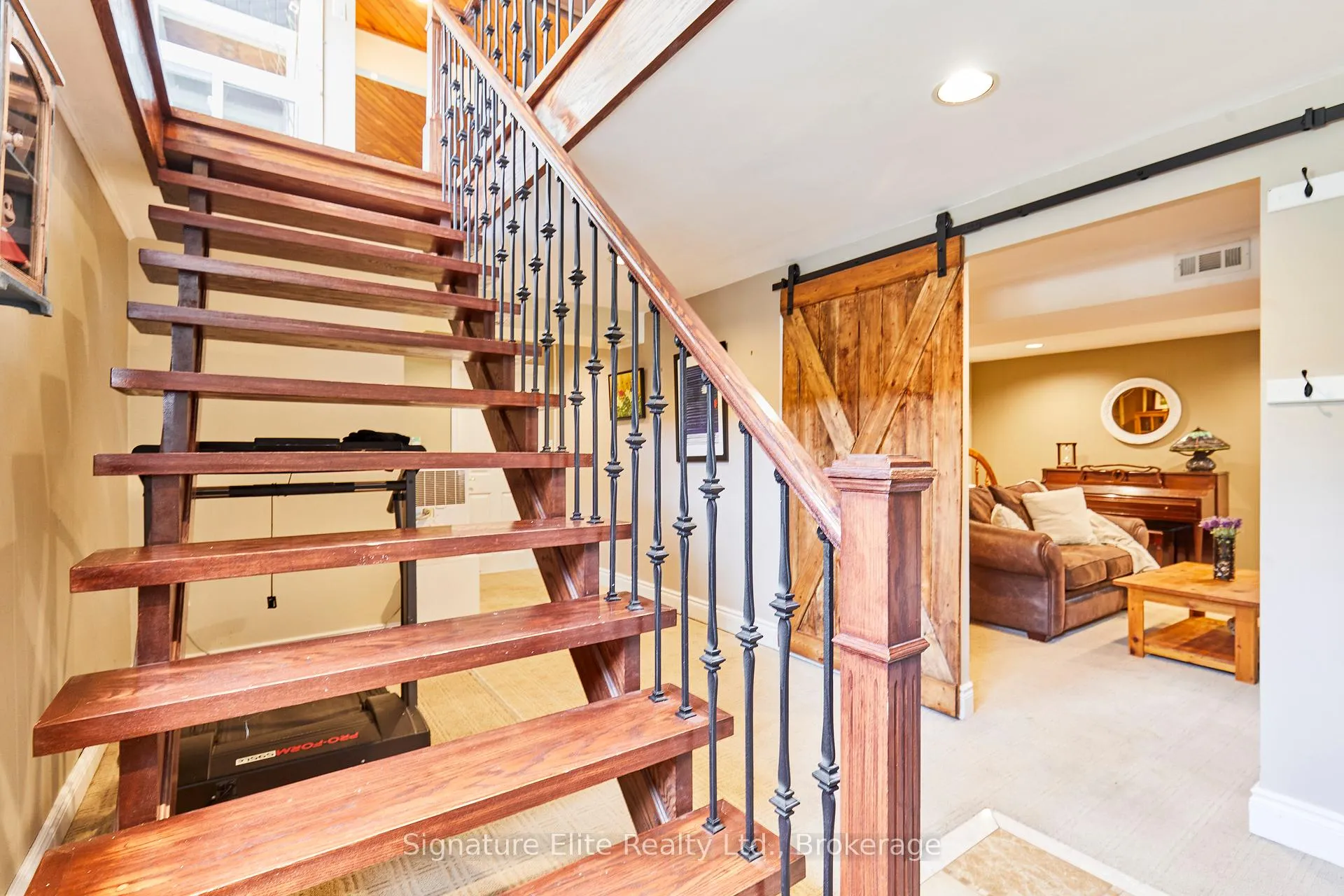 Photo 32 of 121 Meadow Crescent, Whitby, Blue Grass Meadows — HOMEH