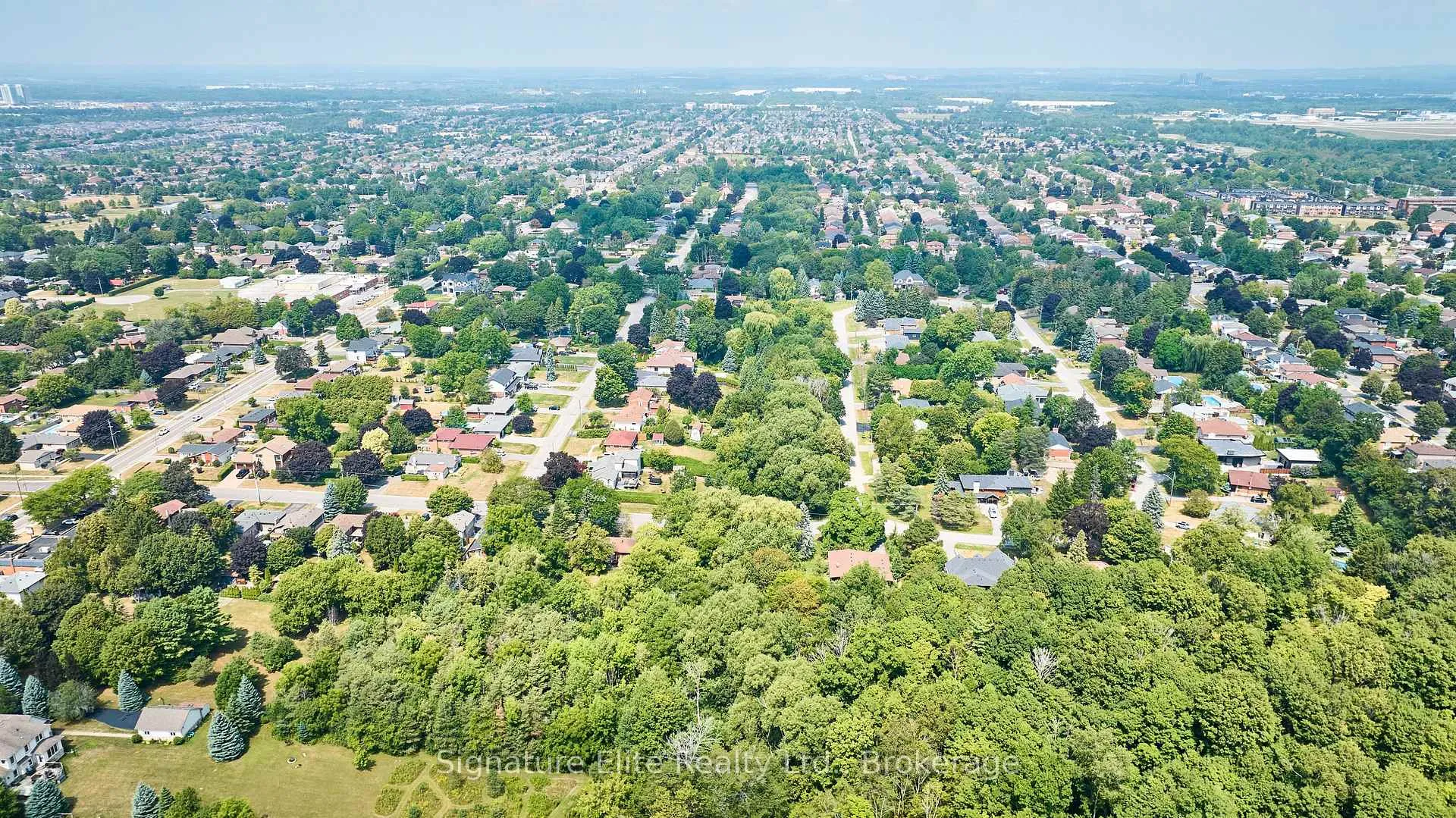 Photo 41 of 121 Meadow Crescent, Whitby, Blue Grass Meadows — HOMEH