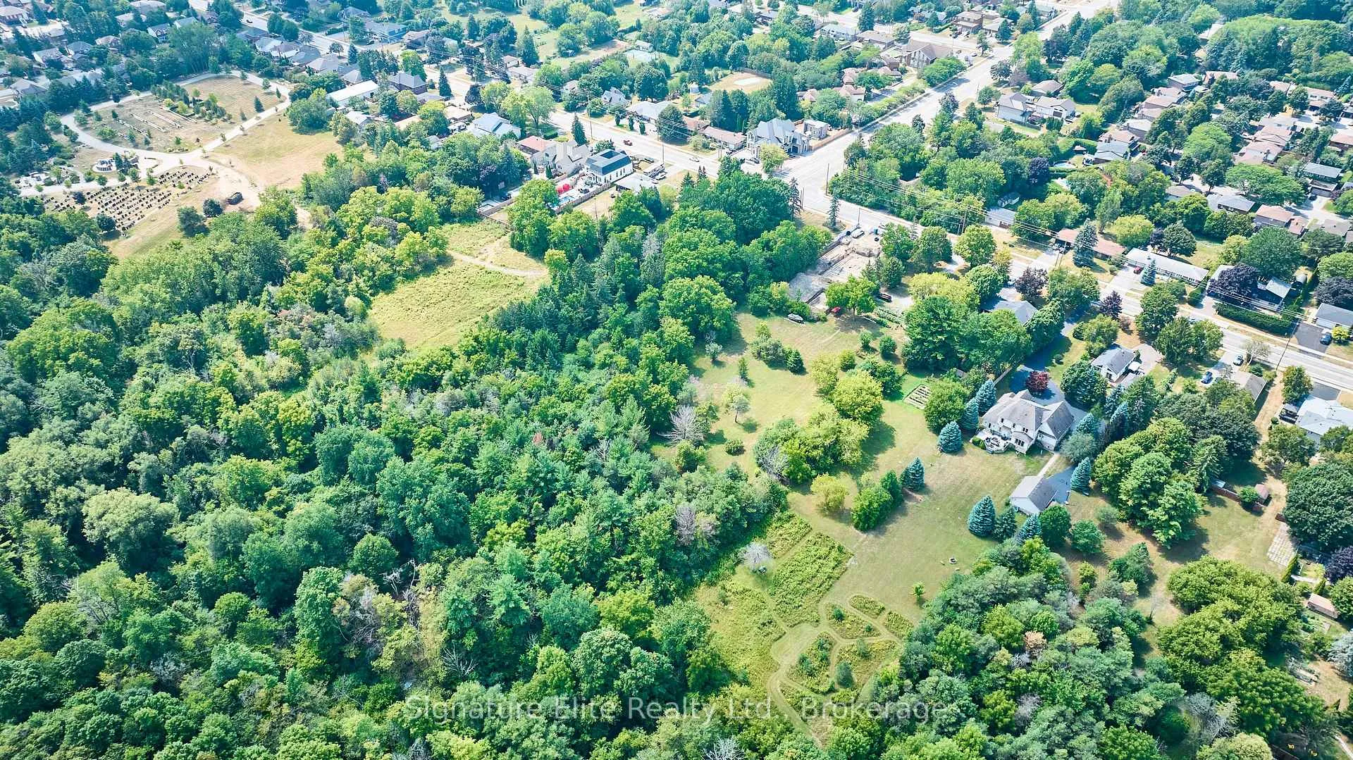 Photo 42 of 121 Meadow Crescent, Whitby, Blue Grass Meadows — HOMEH