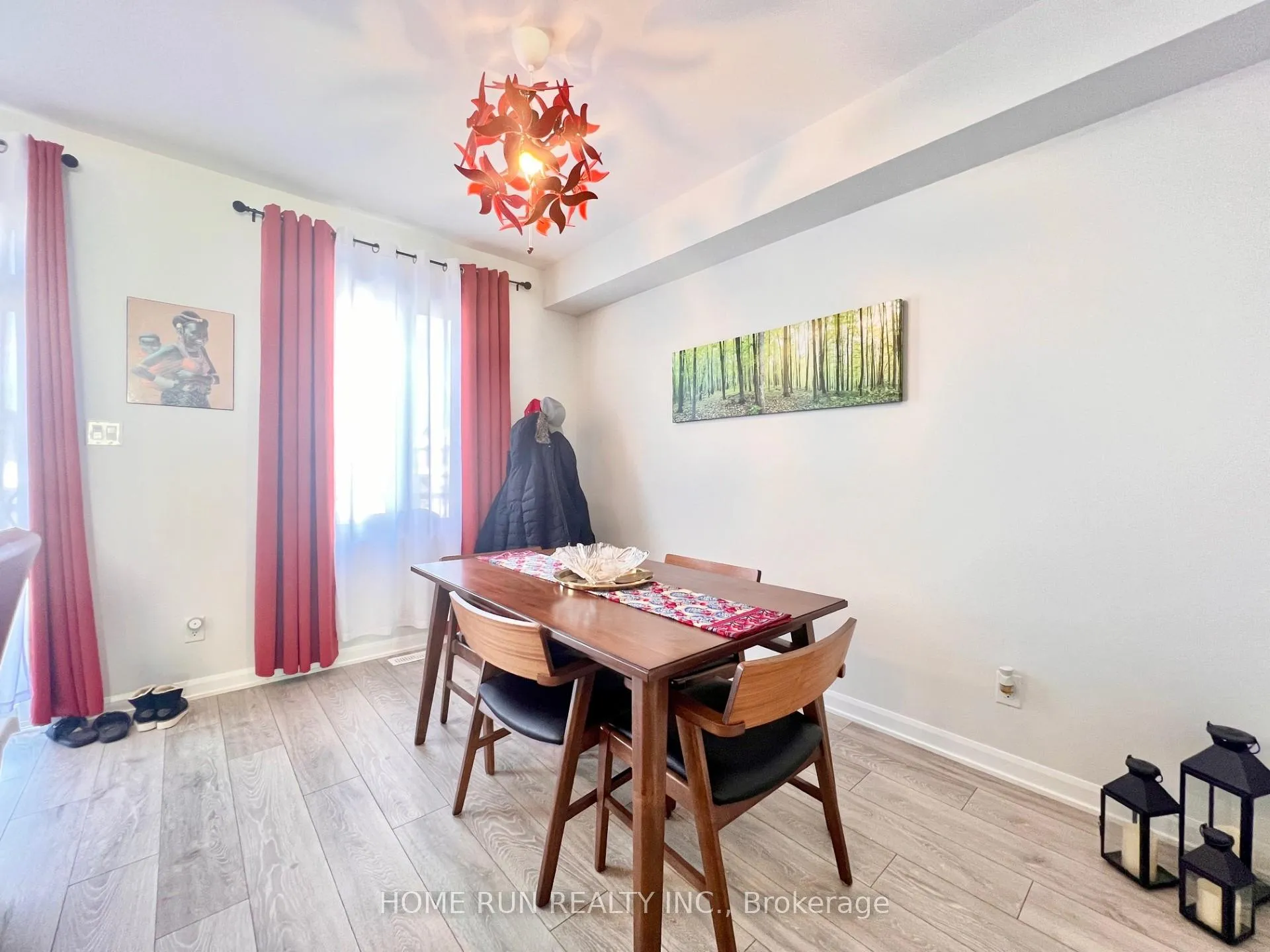 Photo 8 of 1061 Speedvale Crescent, Ottawa, Kanata - Kanata Lakes/Heritage Hills — HOMEH