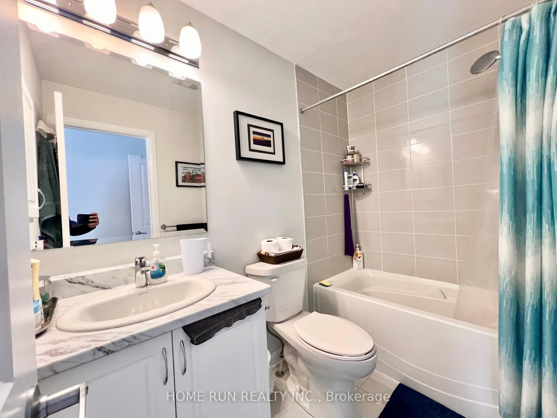 Photo 13 of 1061 Speedvale Crescent, Ottawa, Kanata - Kanata Lakes/Heritage Hills — HOMEH