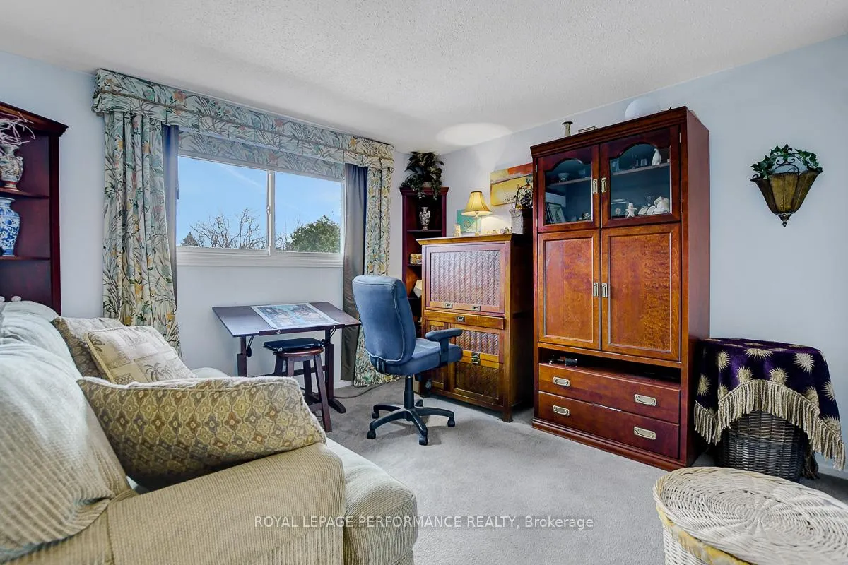 Photo 20 of 6255 Fortune Drive, Ottawa, Convent Glen North — HOMEH