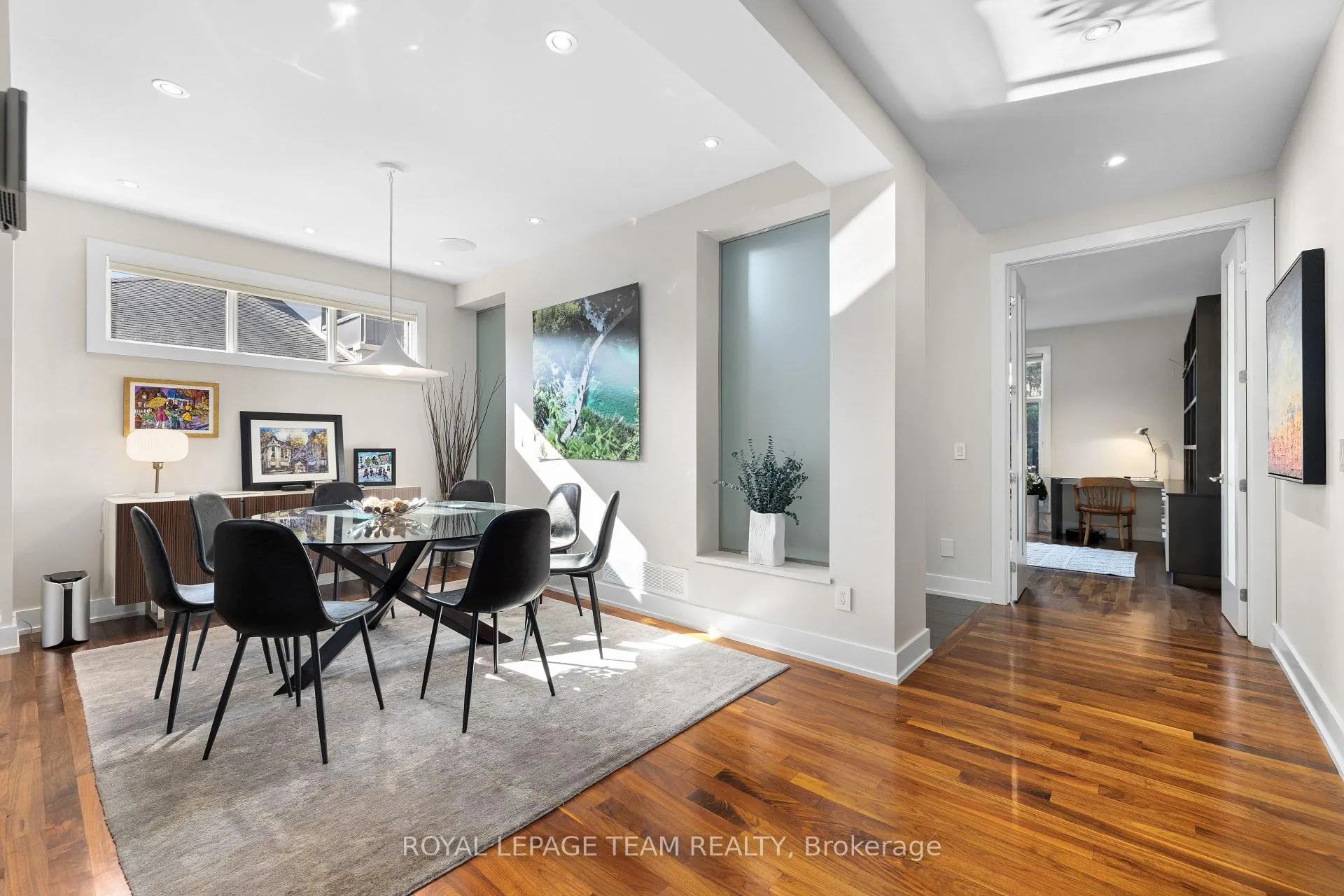 Photo 3 of 879 Winnington Avenue, Ottawa, Whitehaven — HOMEH