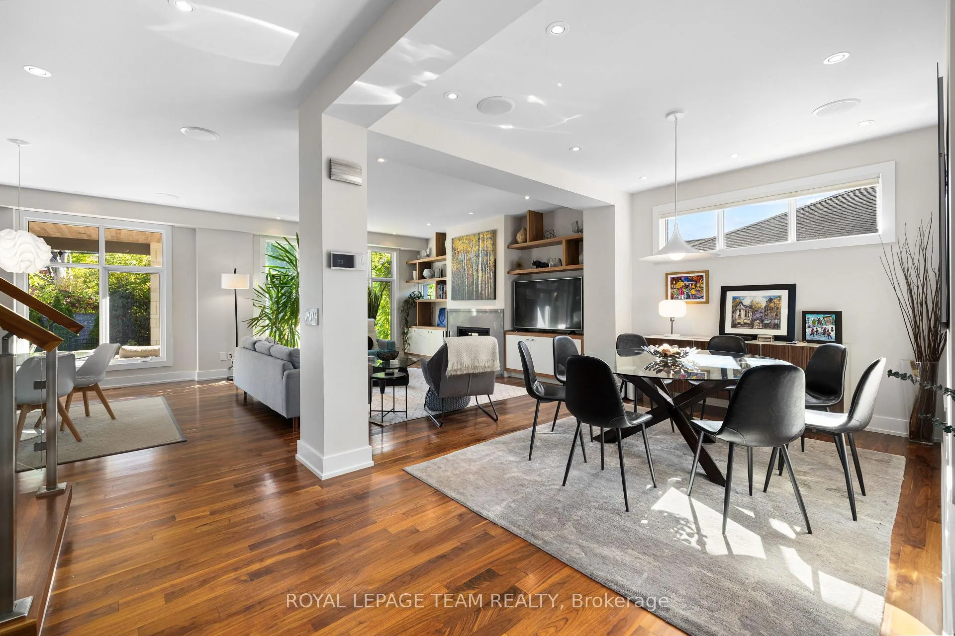 Photo 4 of 879 Winnington Avenue, Ottawa, Whitehaven — HOMEH