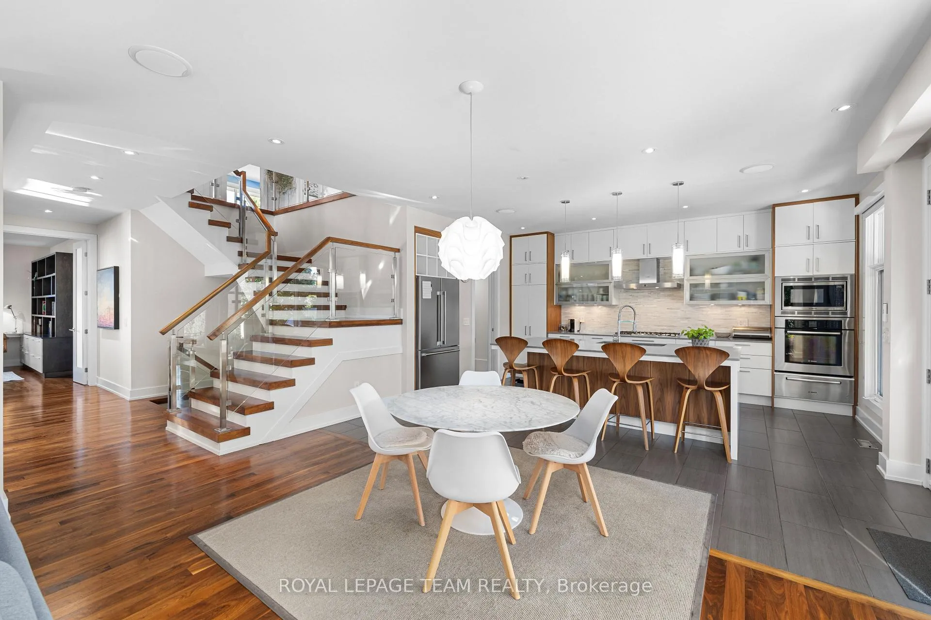 Photo 7 of 879 Winnington Avenue, Ottawa, Whitehaven — HOMEH