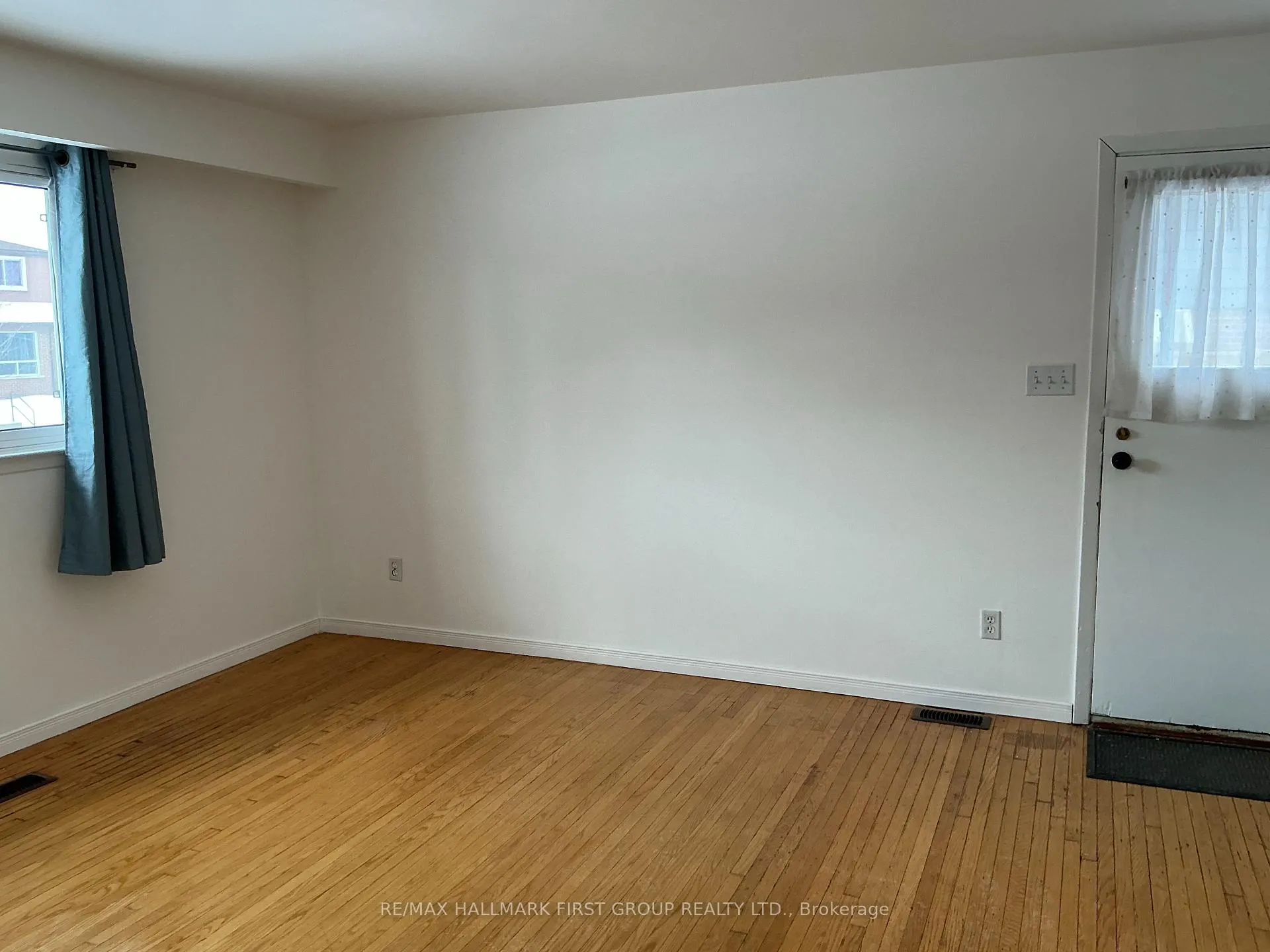Photo 3 of Unit 1, 361 Linden Street, Oshawa, Donevan — HOMEH
