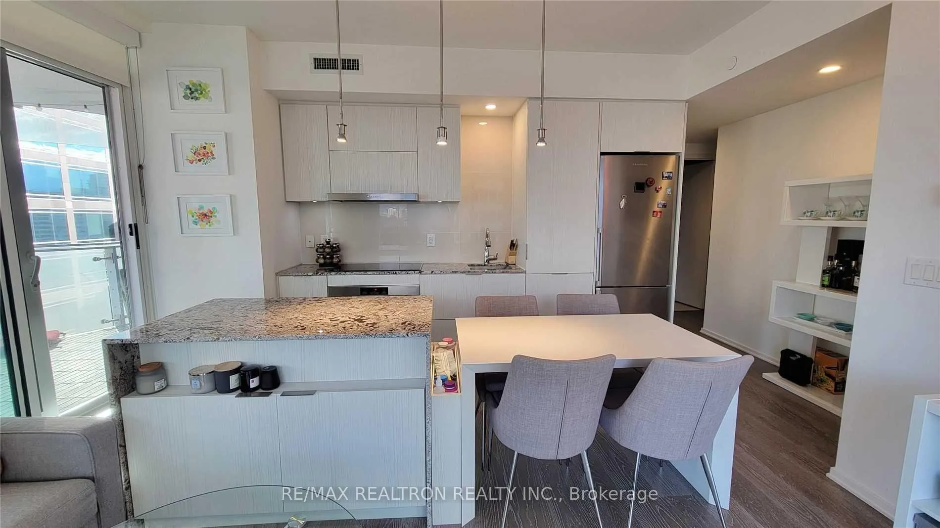 Photo 6 of Unit 1301, 1 Bloor Street E, Toronto, Church-Yonge Corridor — HOMEH