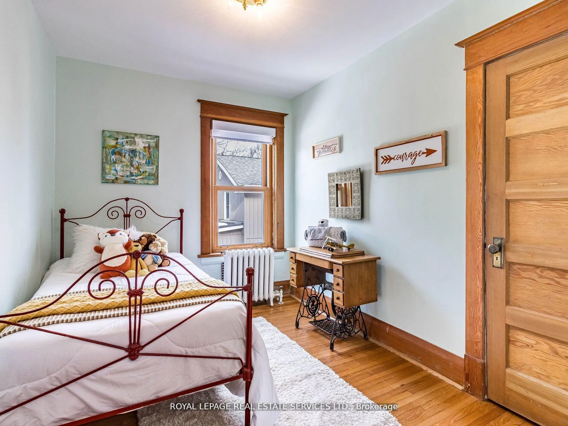 Photo 22 of 32 Wellington Street E, Brampton, Downtown Brampton — HOMEH