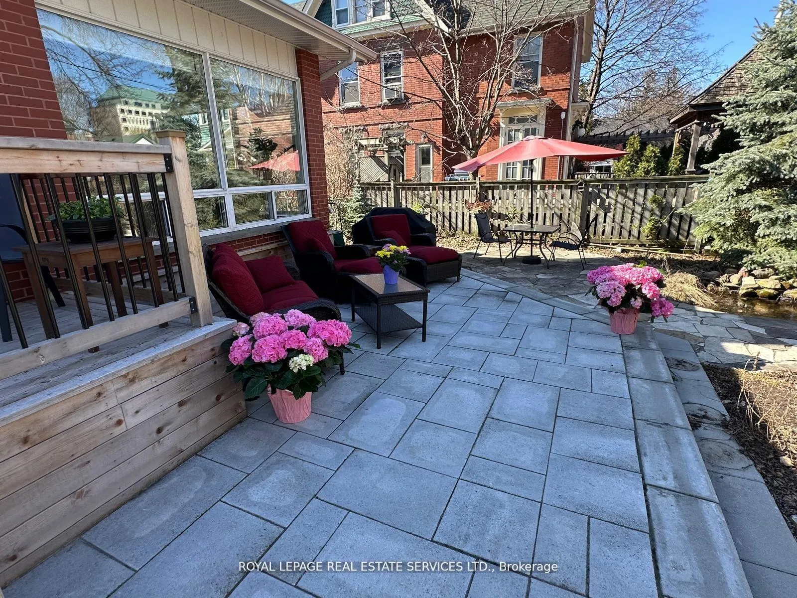 Photo 38 of 32 Wellington Street E, Brampton, Downtown Brampton — HOMEH