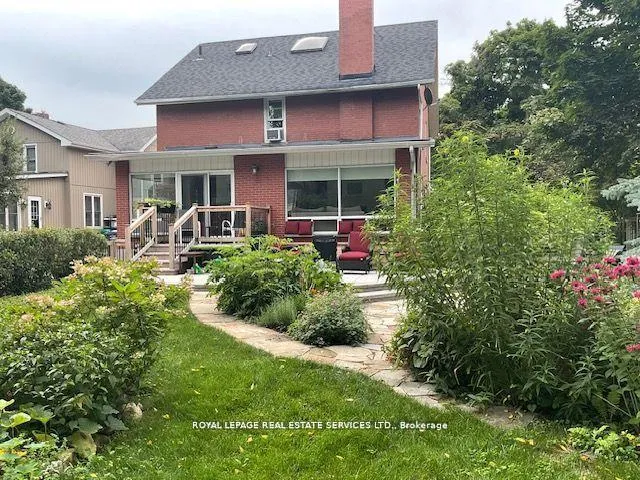 Photo 46 of 32 Wellington Street E, Brampton, Downtown Brampton — HOMEH