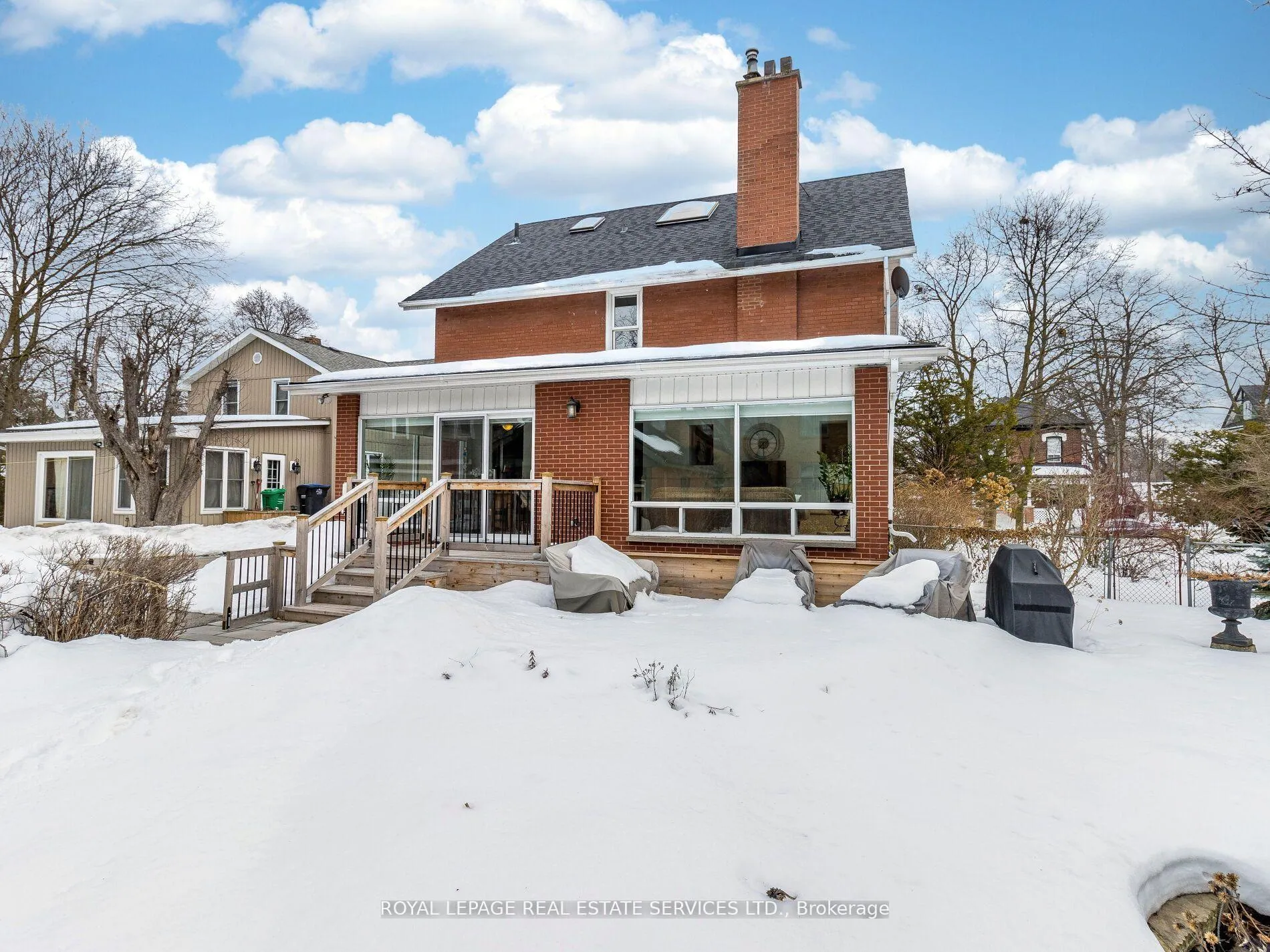 Photo 47 of 32 Wellington Street E, Brampton, Downtown Brampton — HOMEH
