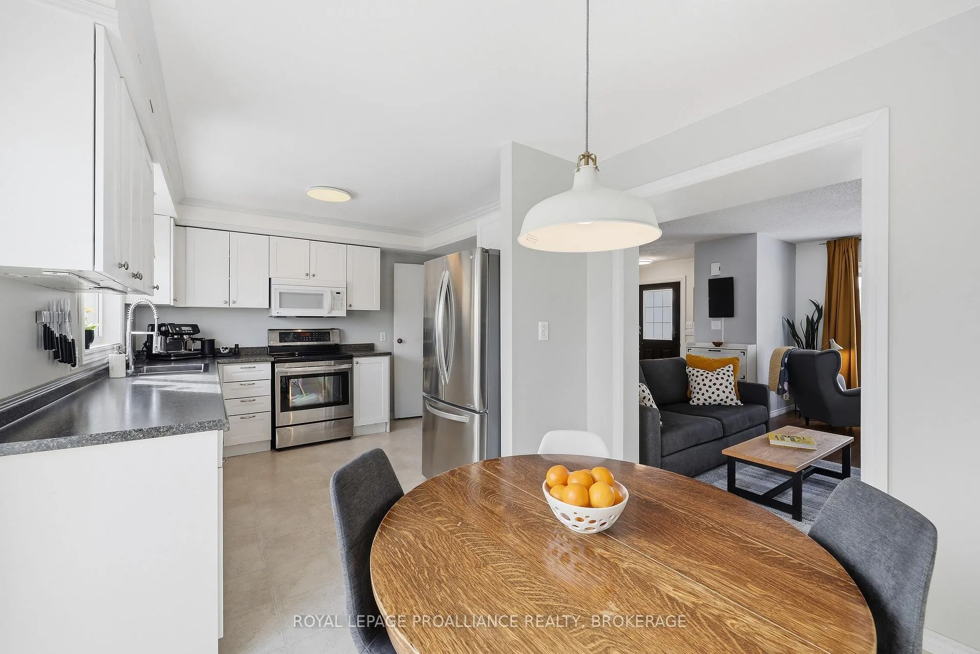 Photo 16 of 521 Grandtrunk Avenue, Kingston, East Gardiners Rd — HOMEH