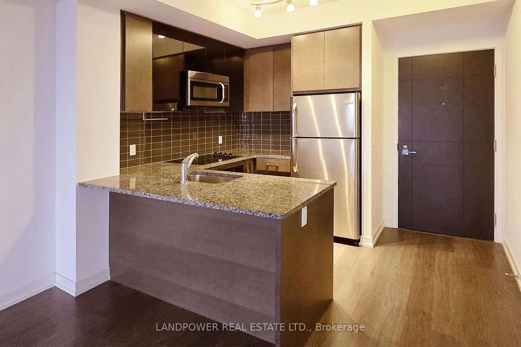 Photo 5 of Unit 2504, 89 Dunfield Avenue, Toronto, Mount Pleasant West — HOMEH