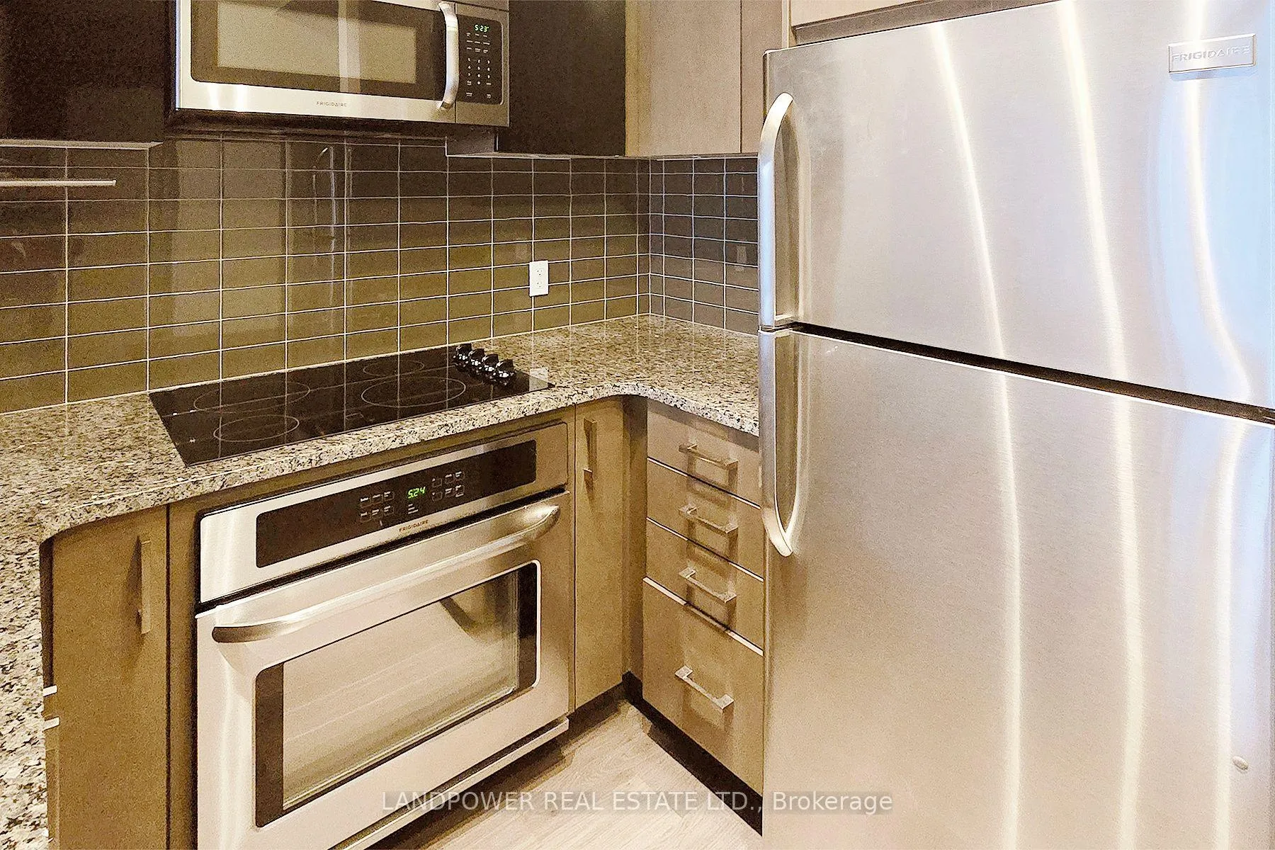 Photo 17 of Unit 2504, 89 Dunfield Avenue, Toronto, Mount Pleasant West — HOMEH
