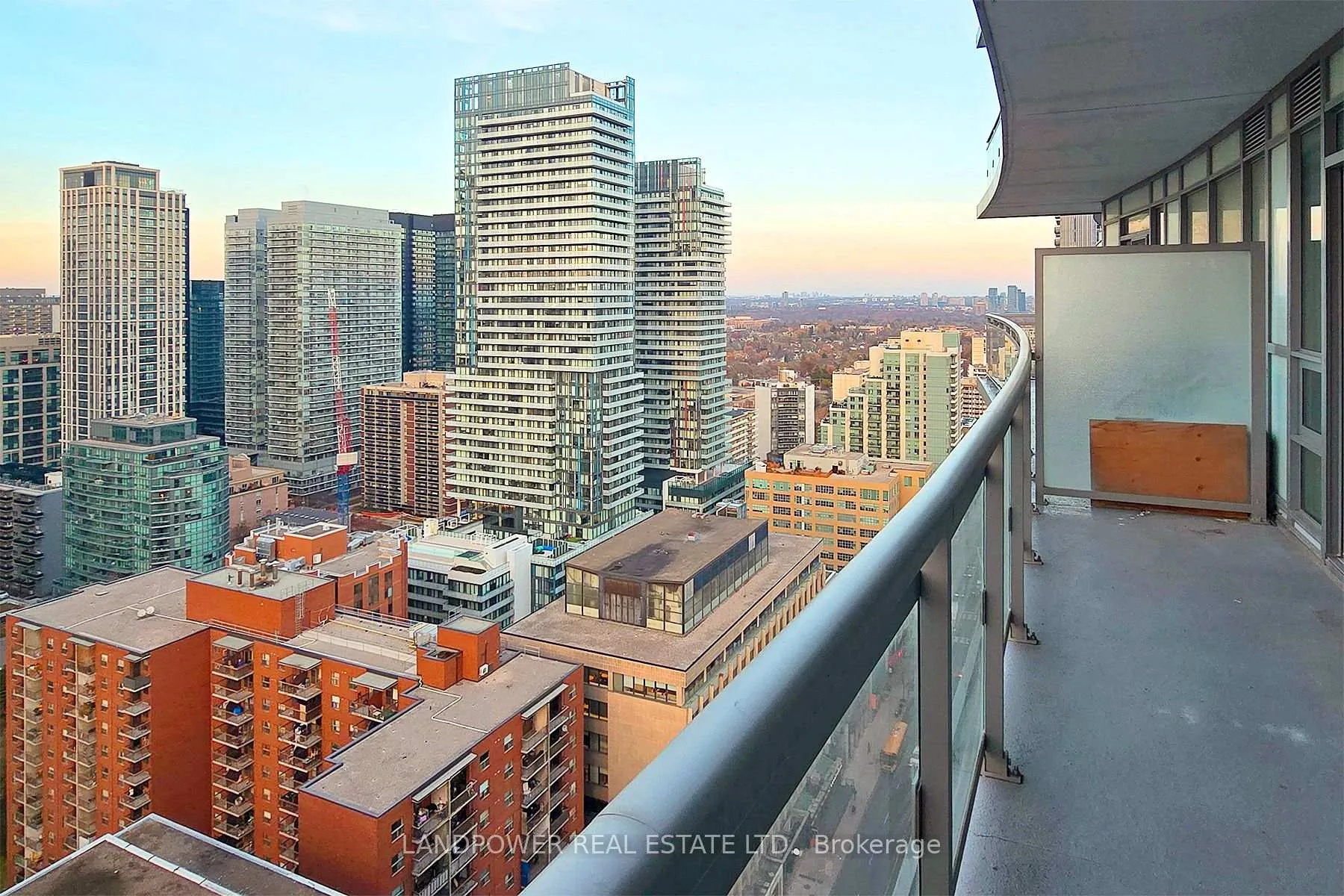 Photo 31 of Unit 2504, 89 Dunfield Avenue, Toronto, Mount Pleasant West — HOMEH