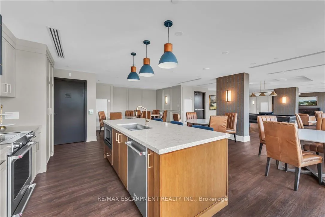 Photo 23 of Unit 340, 10 Mallard Trail, Hamilton, Waterdown — HOMEH