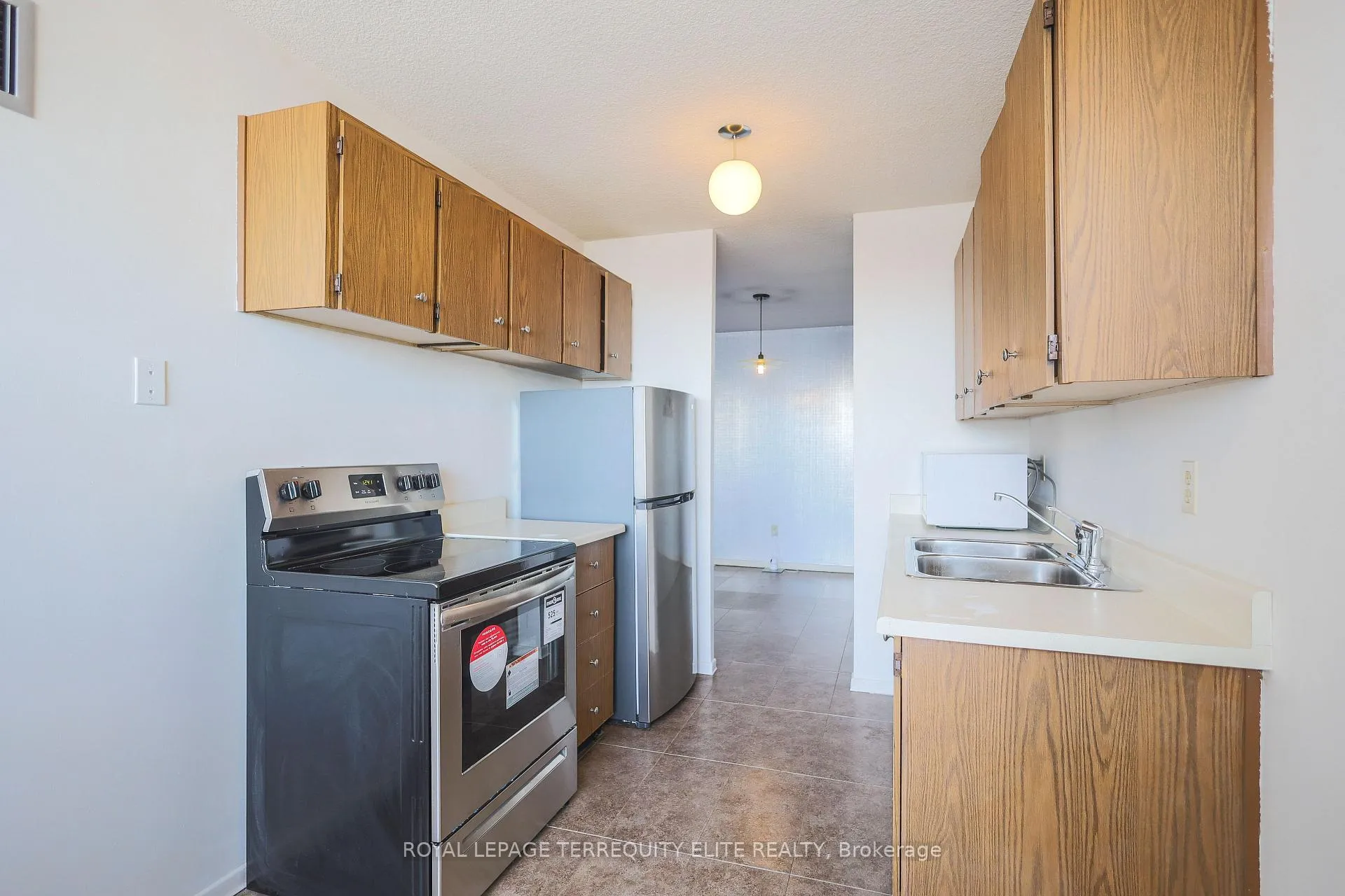 Photo 15 of Unit 1709, 25 Kensington Road, Brampton, Queen Street Corridor — HOMEH