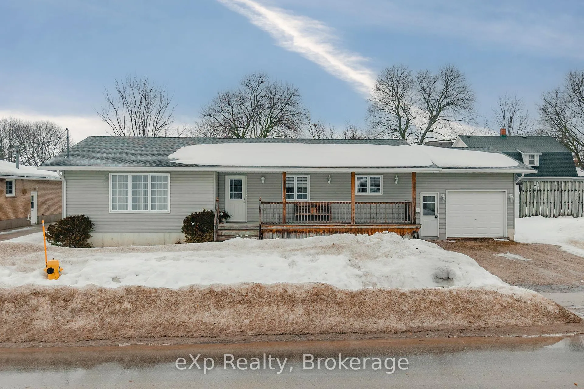 Photo 1 of 725 Binning Street W, North Perth, Listowel — HOMEH