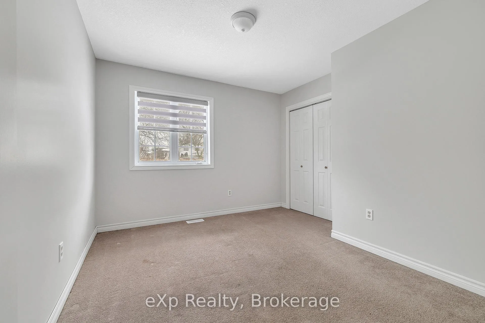 Photo 20 of 725 Binning Street W, North Perth, Listowel — HOMEH