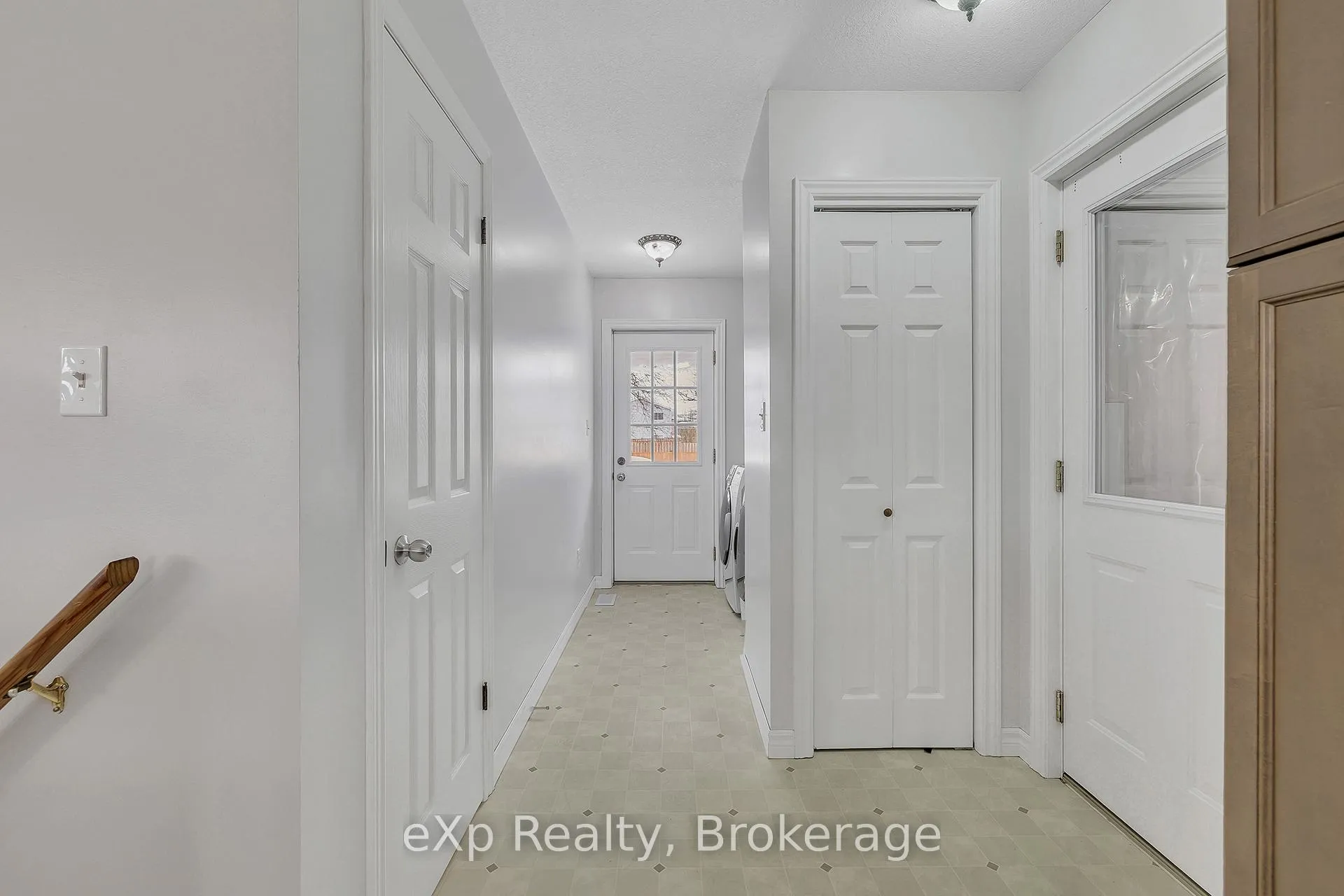 Photo 23 of 725 Binning Street W, North Perth, Listowel — HOMEH