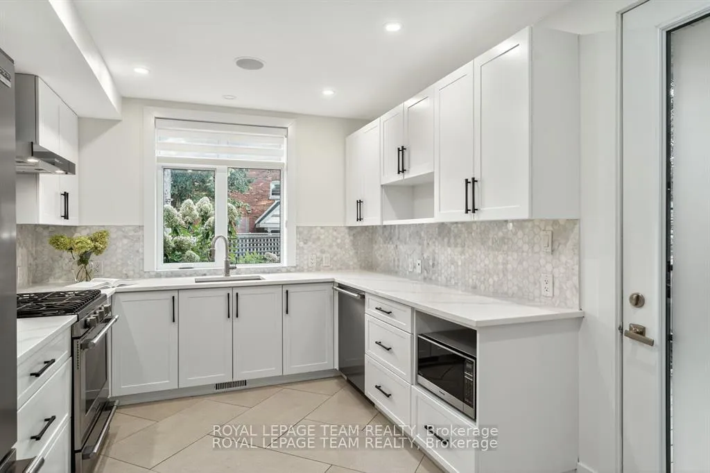 Photo 10 of 16 First Avenue, Ottawa, Glebe — HOMEH