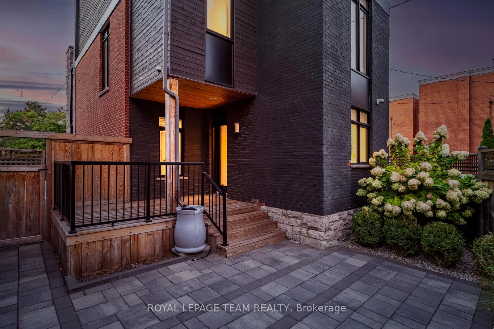 Photo 29 of 16 First Avenue, Ottawa, Glebe — HOMEH