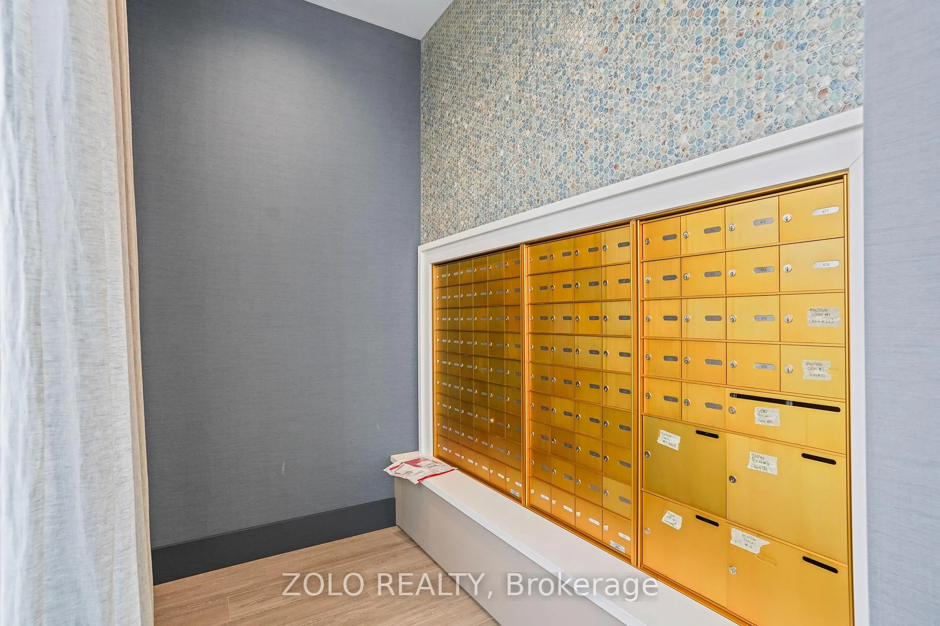 Photo 6 of Unit 512, 10 Lagerfeld Drive, Brampton, Northwest Brampton — HOMEH