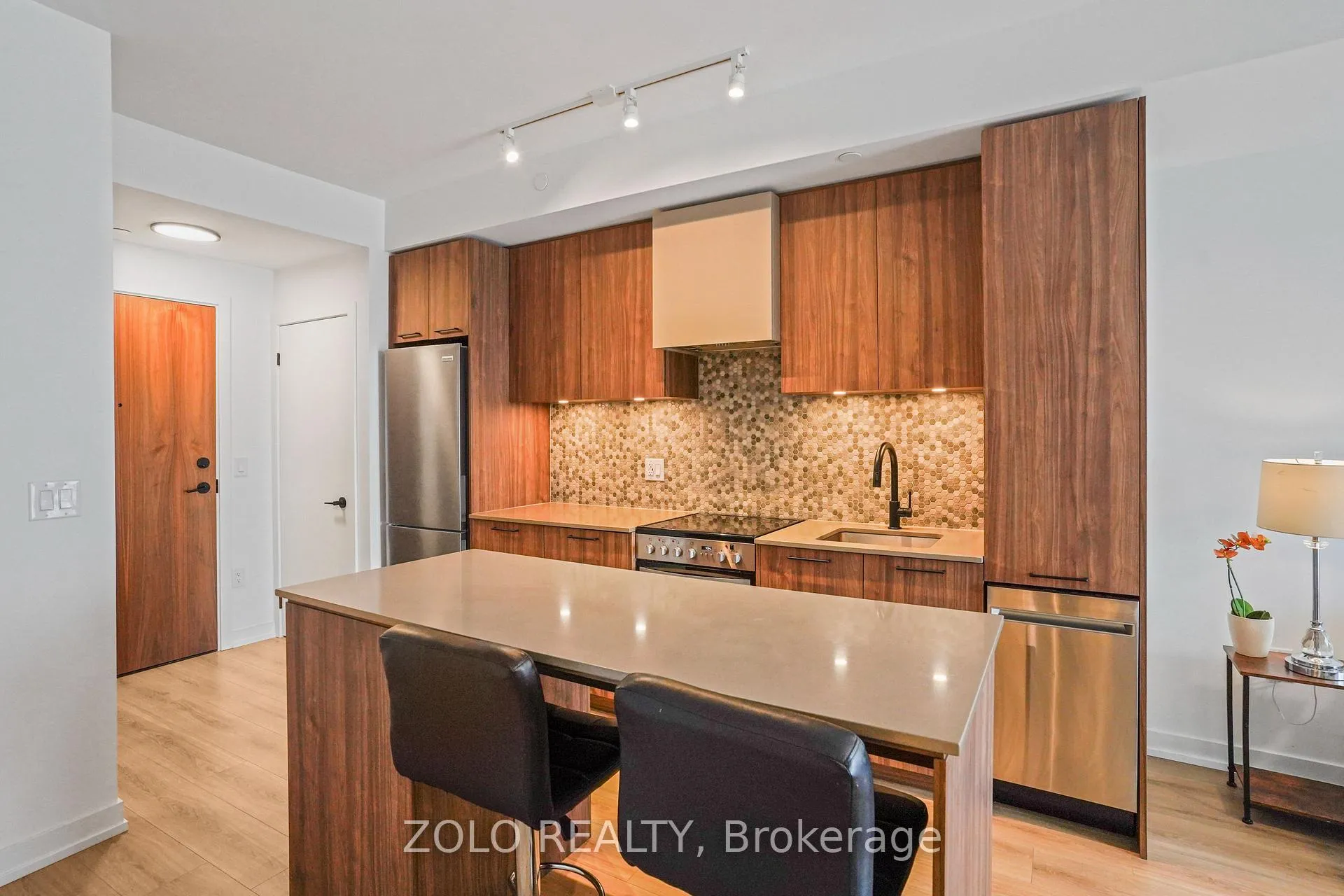 Photo 13 of Unit 512, 10 Lagerfeld Drive, Brampton, Northwest Brampton — HOMEH
