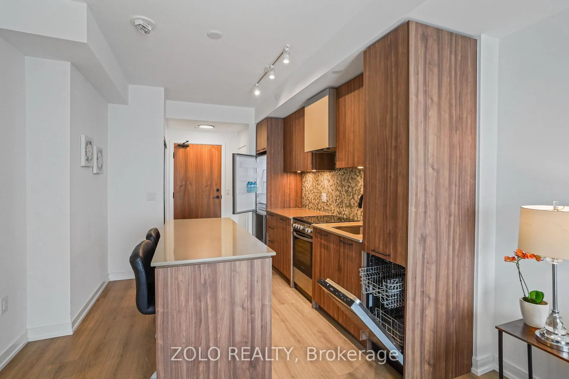 Photo 15 of Unit 512, 10 Lagerfeld Drive, Brampton, Northwest Brampton — HOMEH