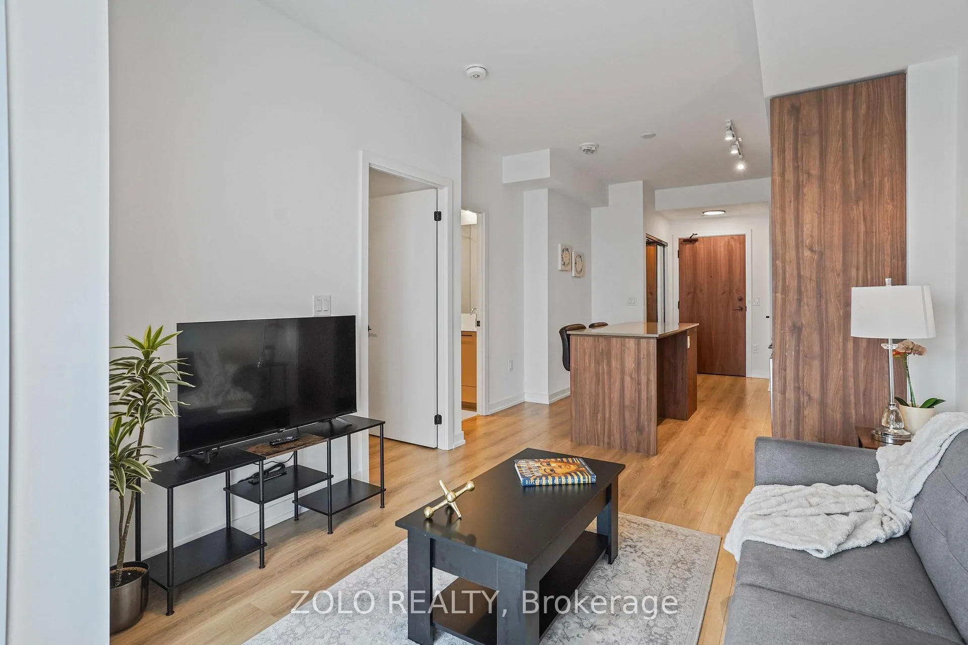 Photo 19 of Unit 512, 10 Lagerfeld Drive, Brampton, Northwest Brampton — HOMEH